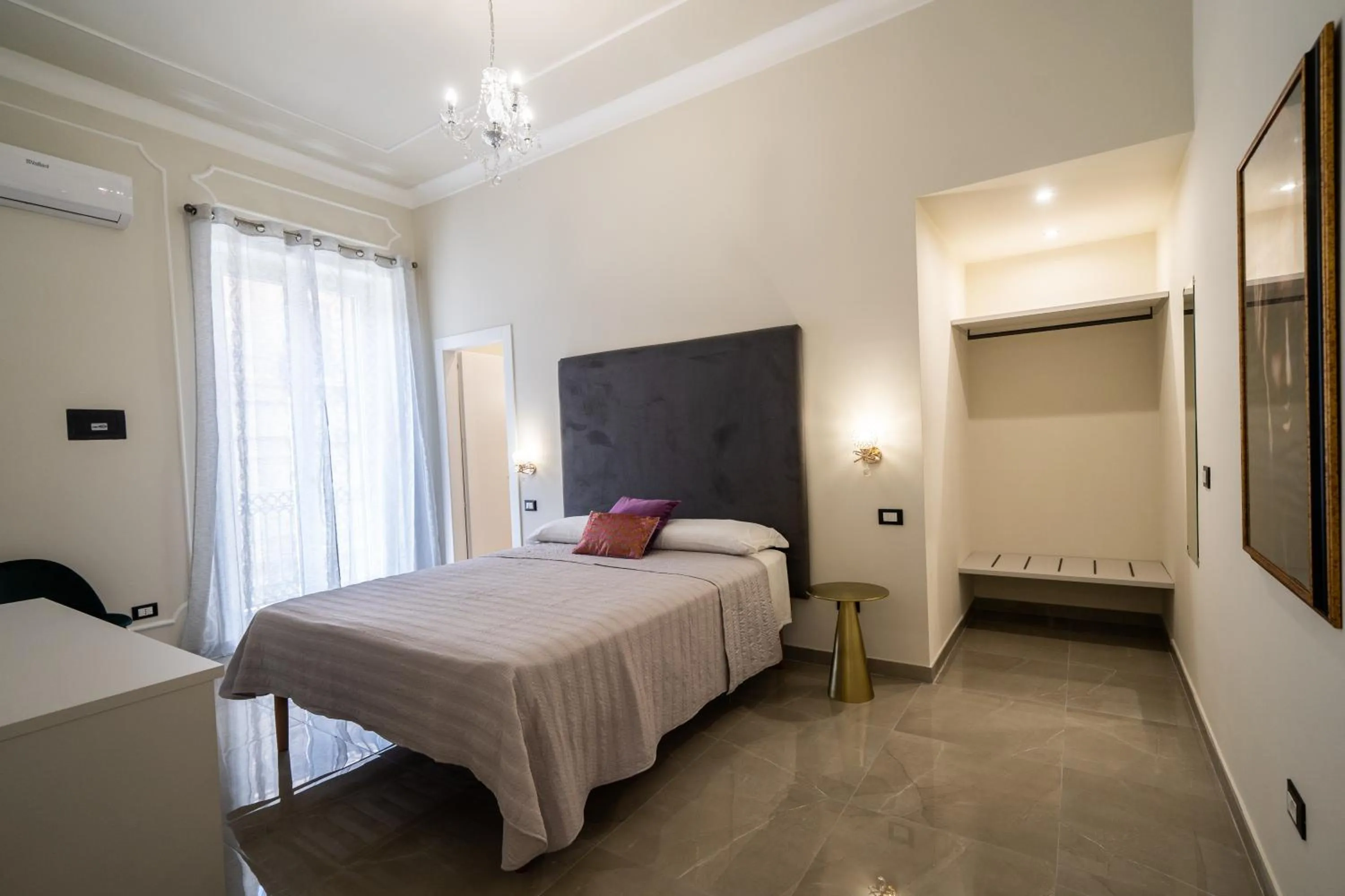 Photo of the whole room, Bed in Amaris