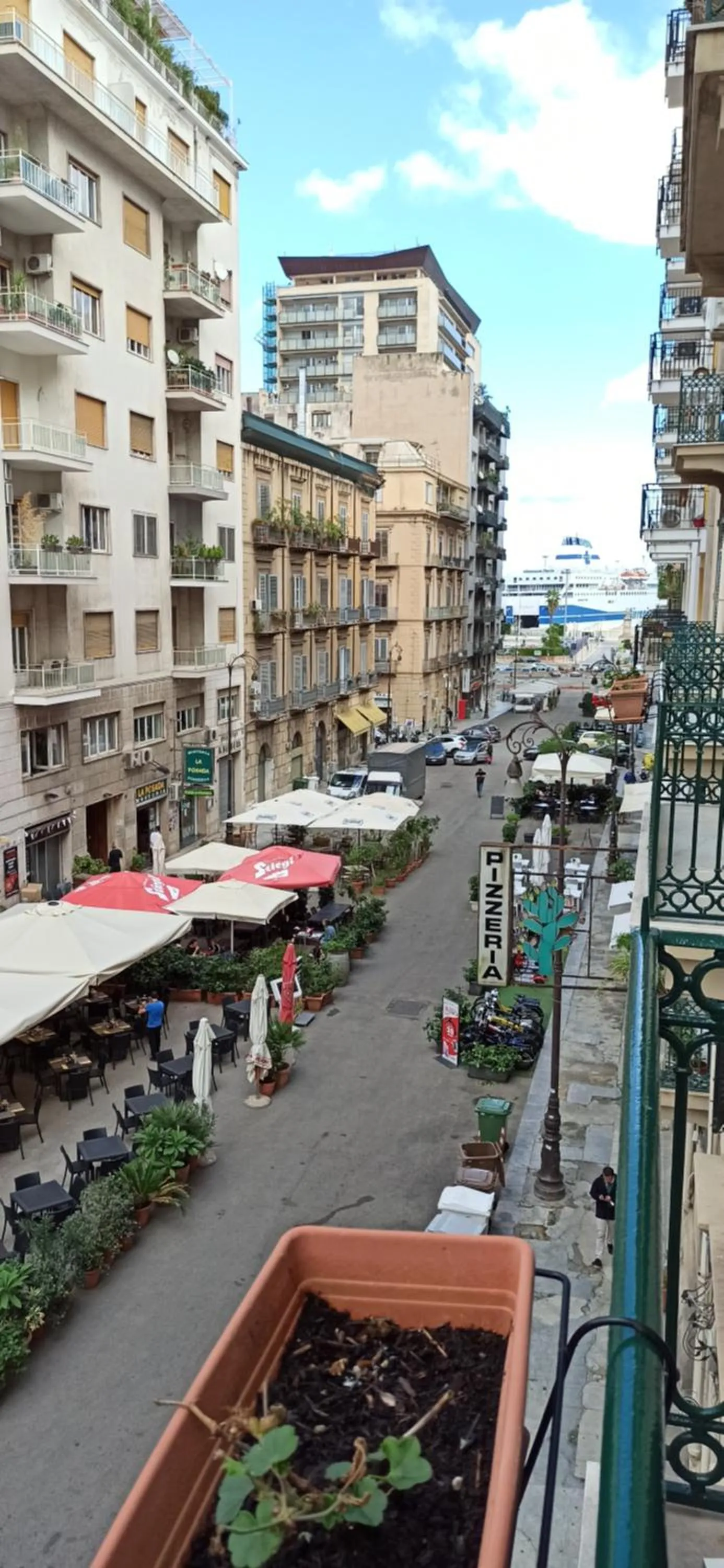 Property building in Amaris