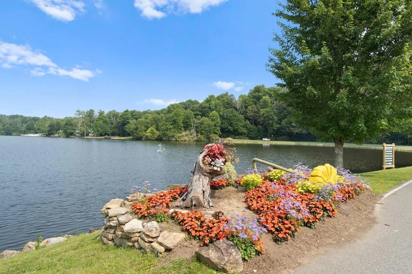 Blue Ridge Bungalow with Hot Tub