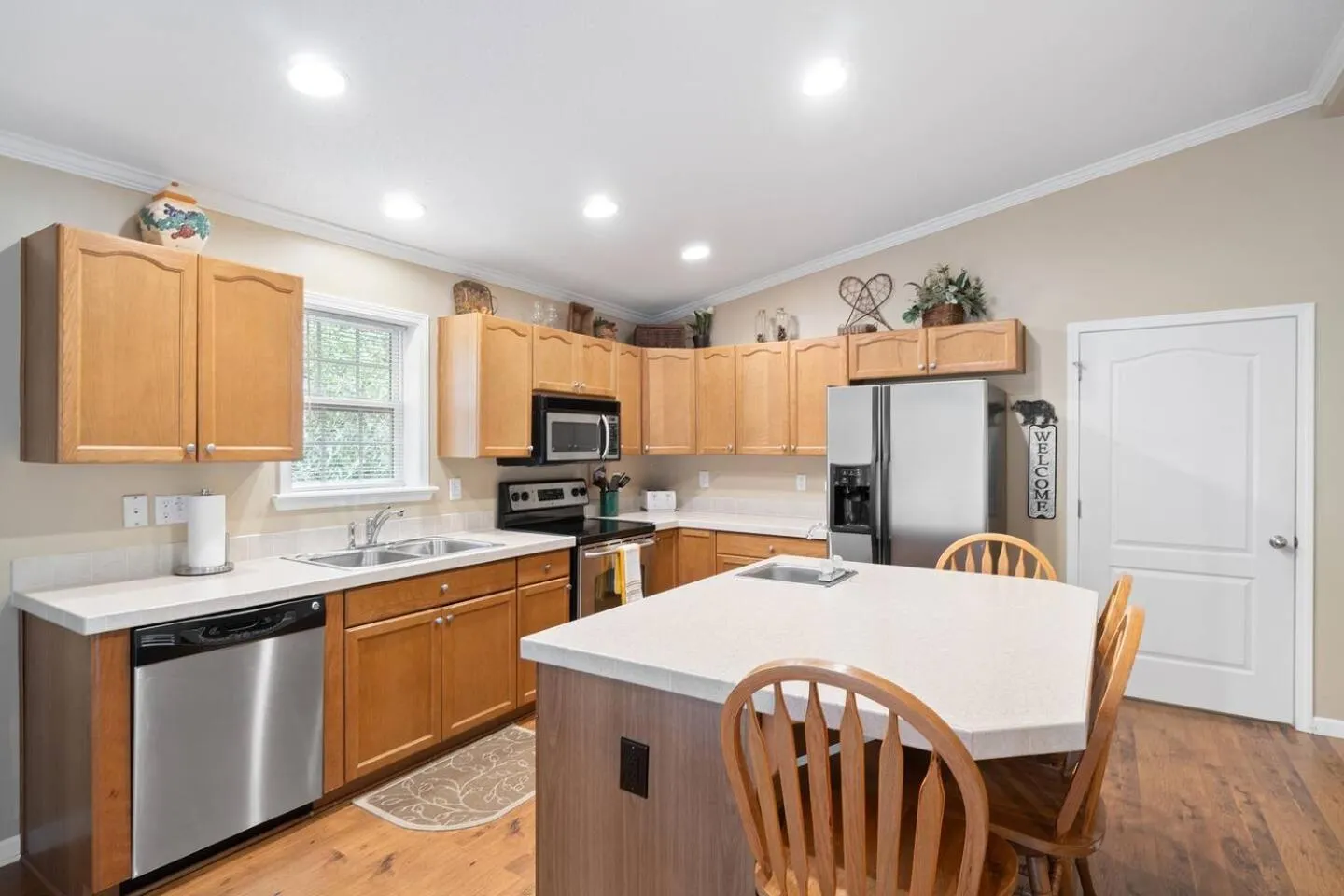 Blue Ridge Bungalow with Hot Tub
