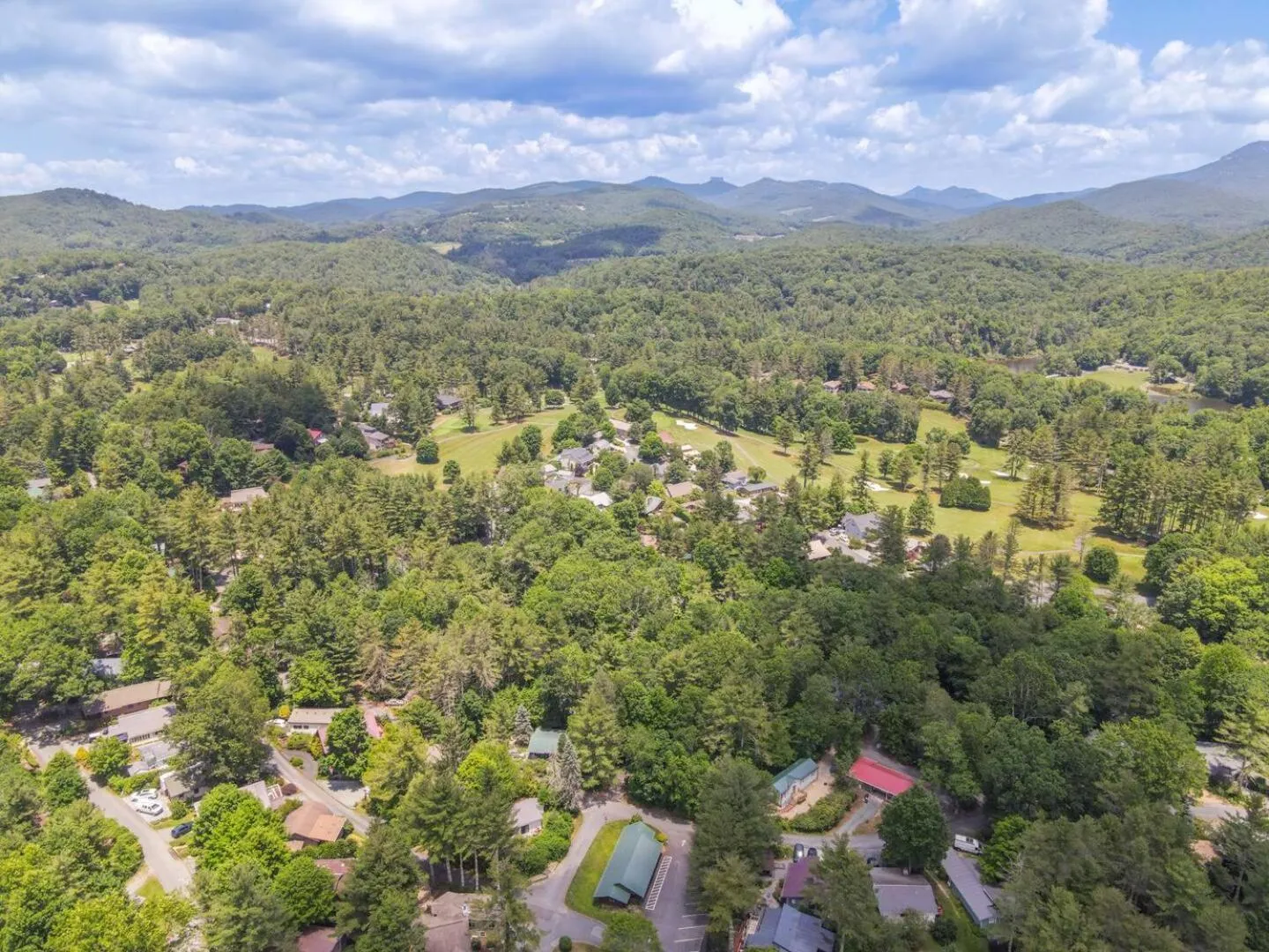 Blue Ridge Bungalow with Hot Tub