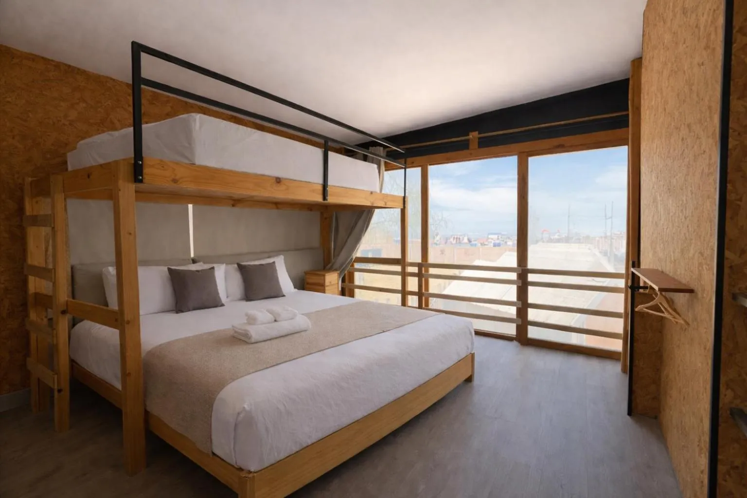 Bed in Viajero Paracas Hostel