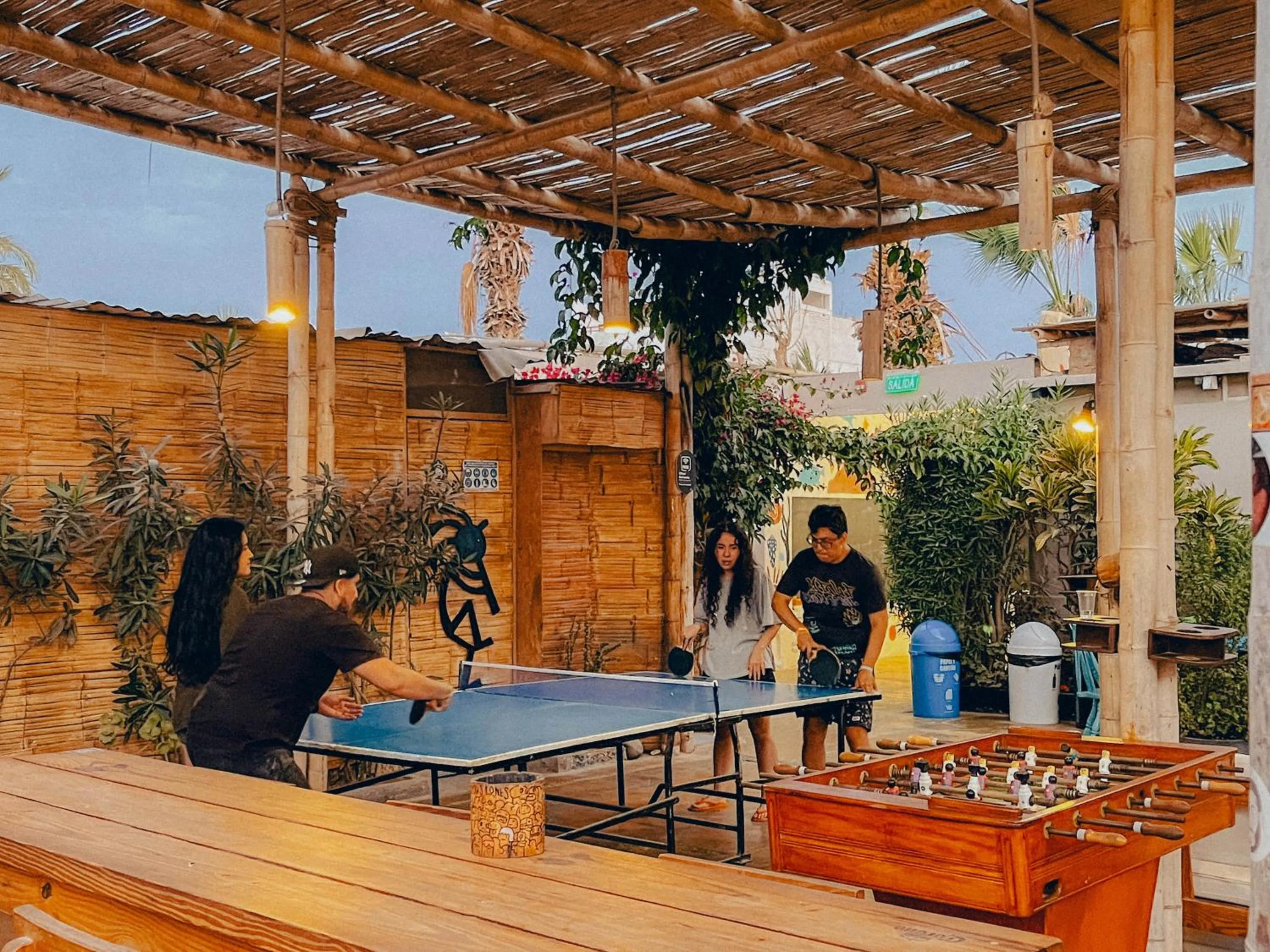 Patio in Viajero Paracas Hostel
