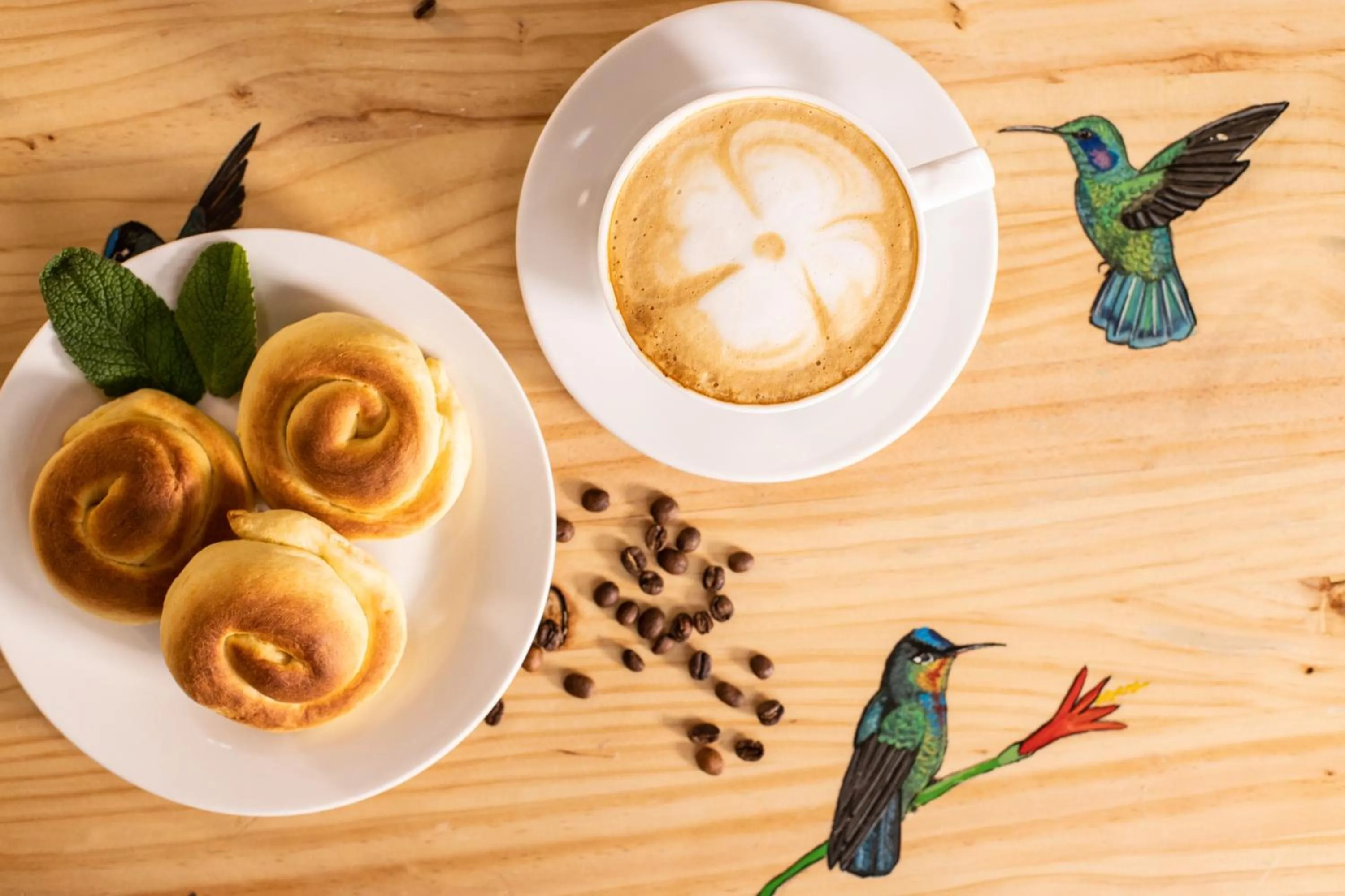 Food and drinks in Paraíso Quetzal Lodge