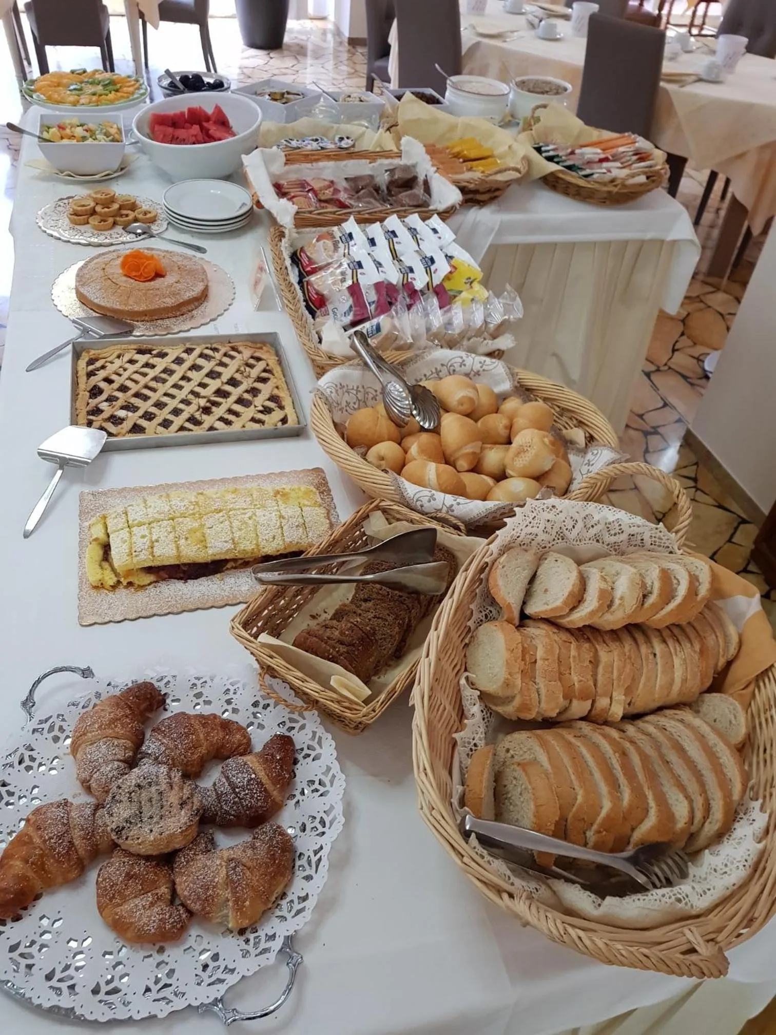 Food and drinks in Park Hotel Castello