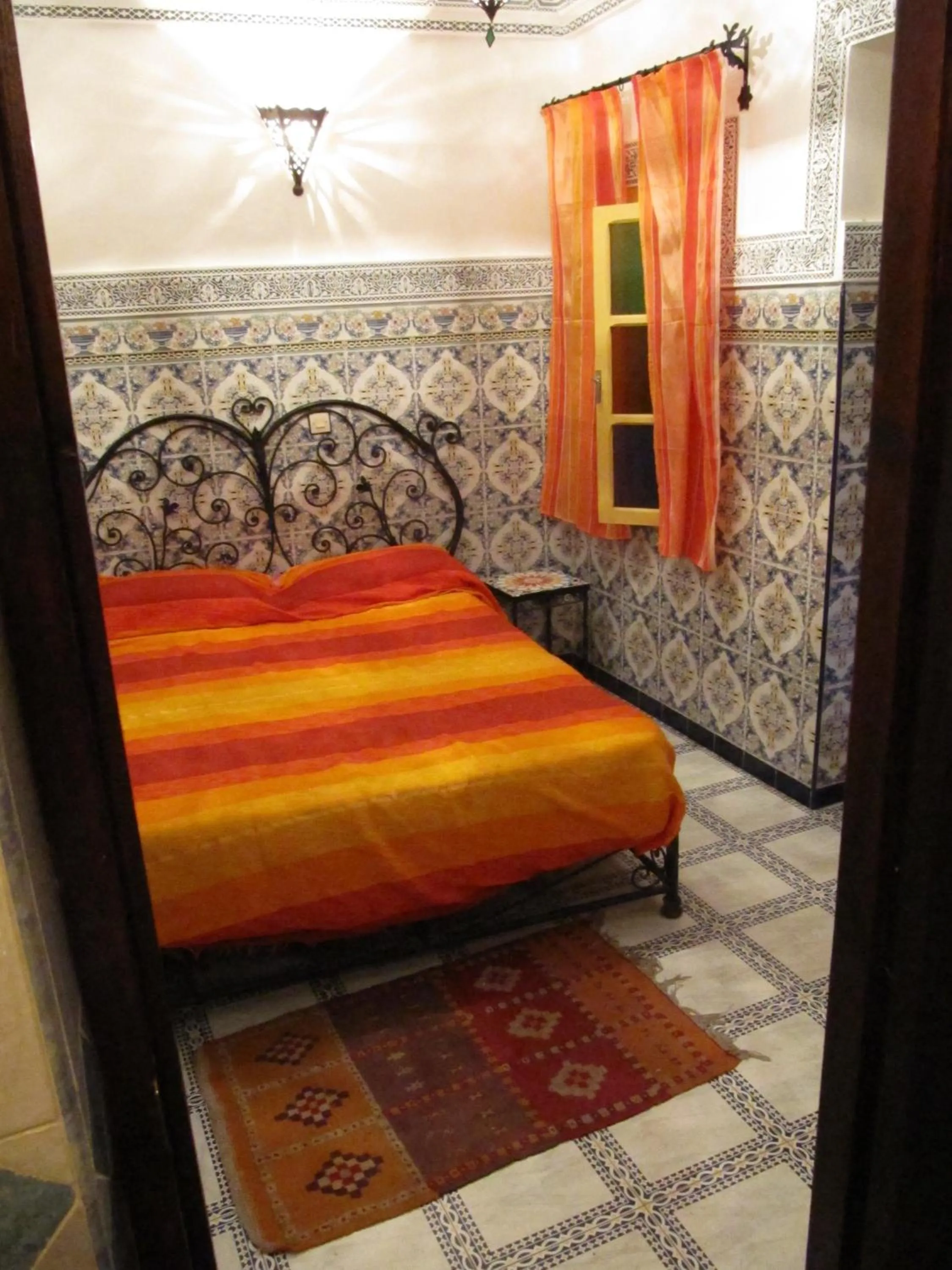 Bedroom, Bed in Sindi Sud