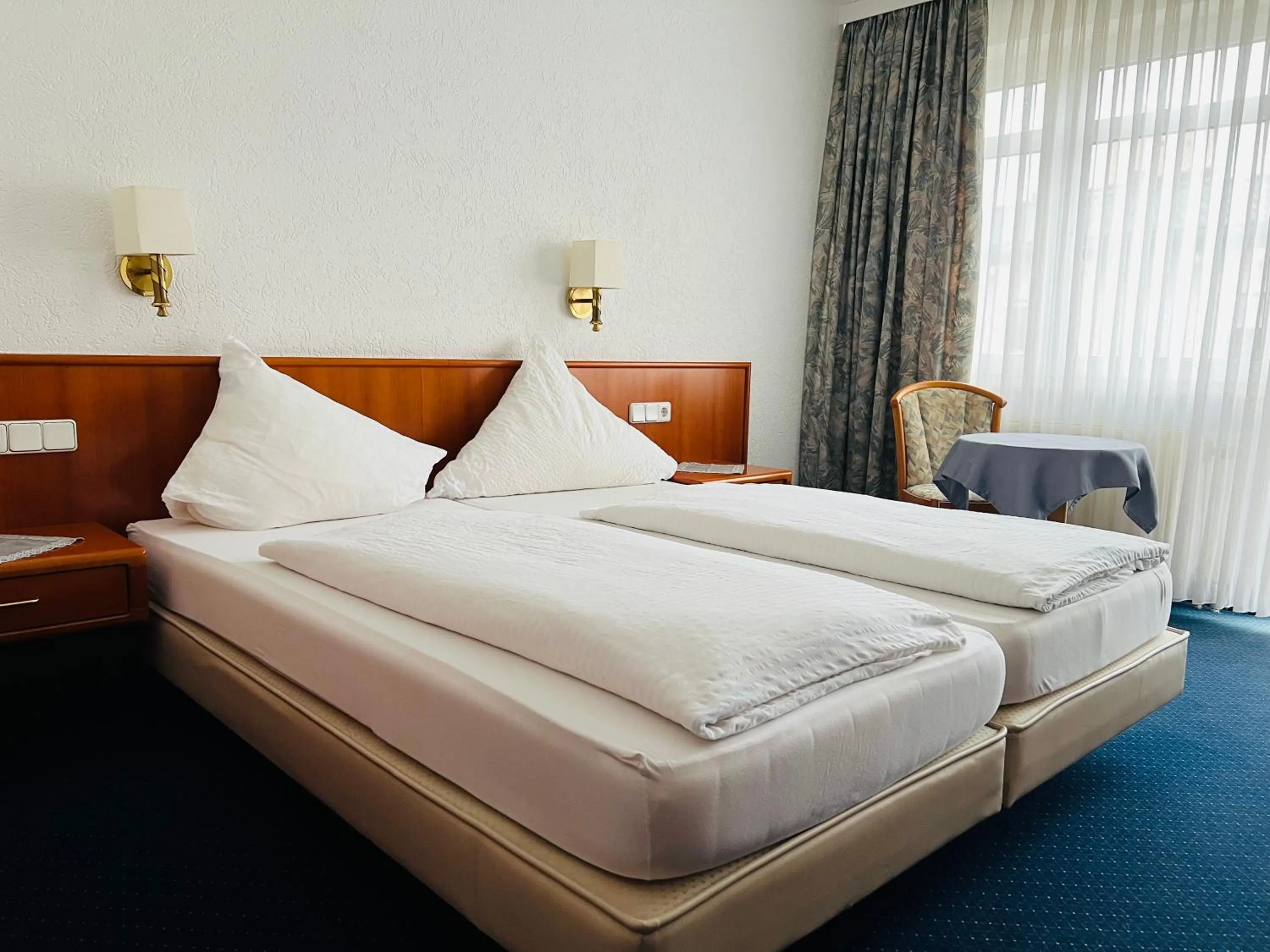 Bed in Hotel Weller Kahl am Main