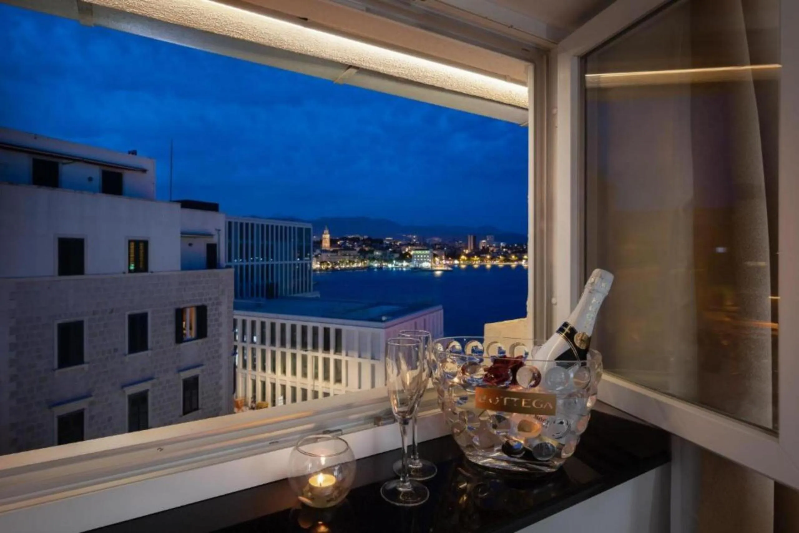 Top rooms