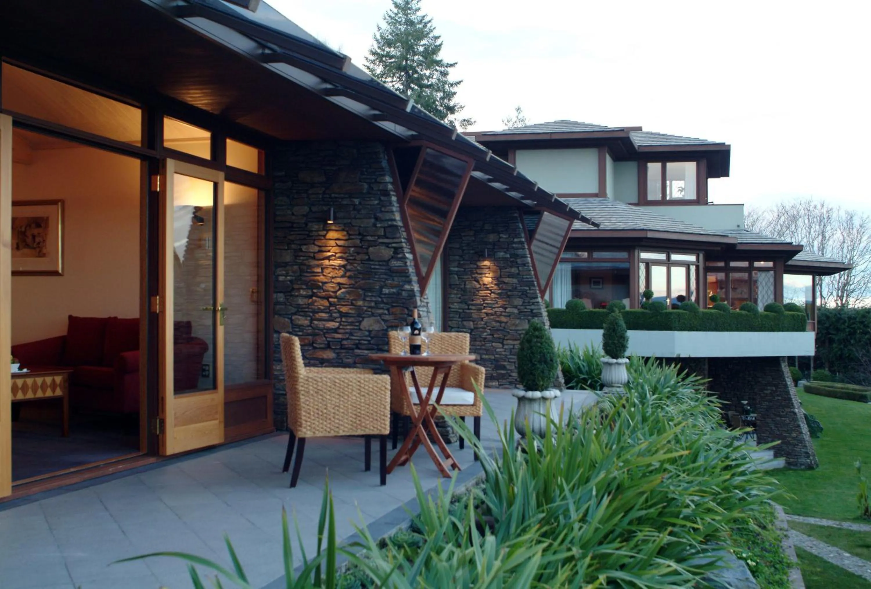 Facade/entrance in Lake Taupo Lodge