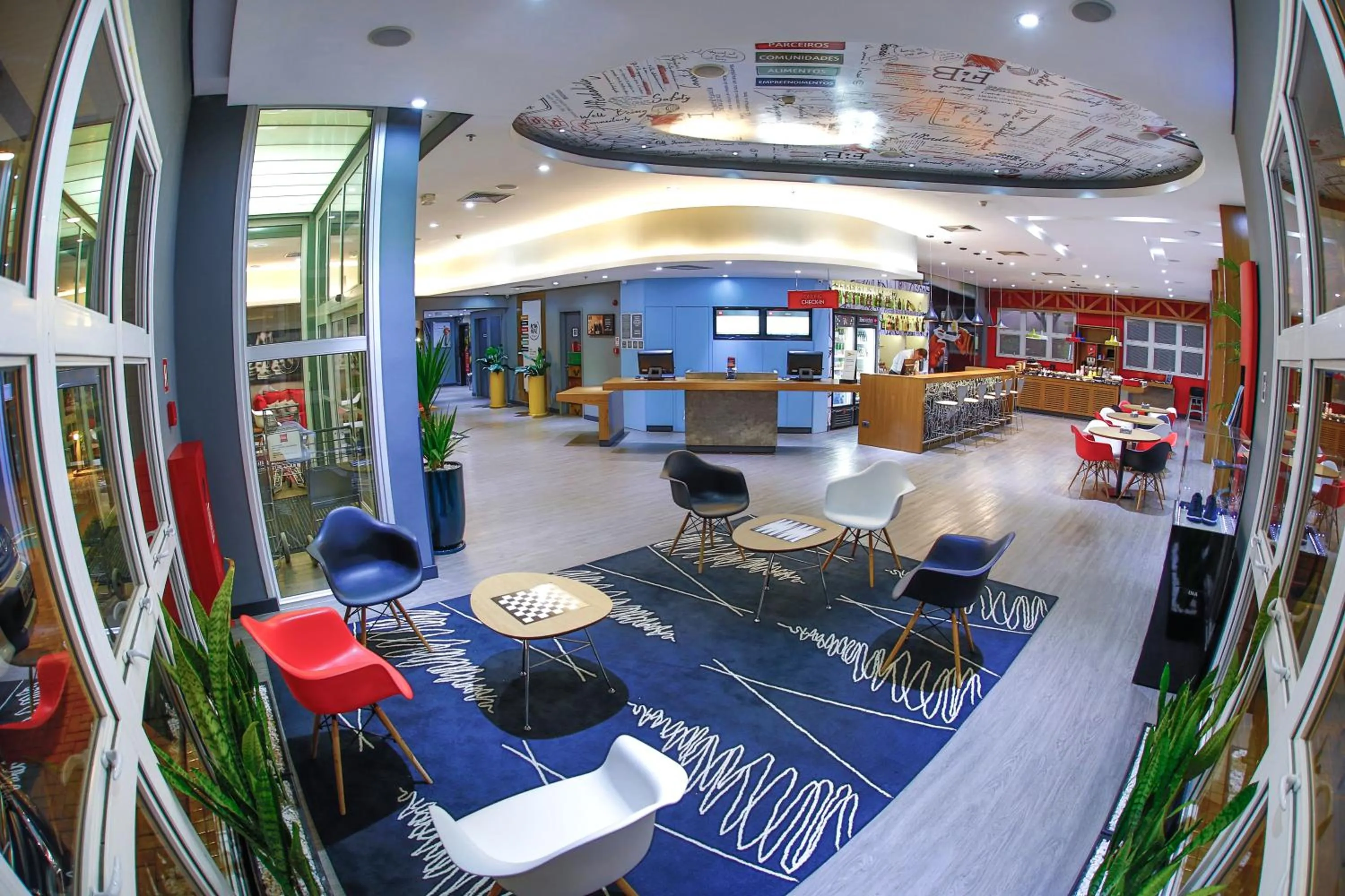 Living room in ibis Araçatuba