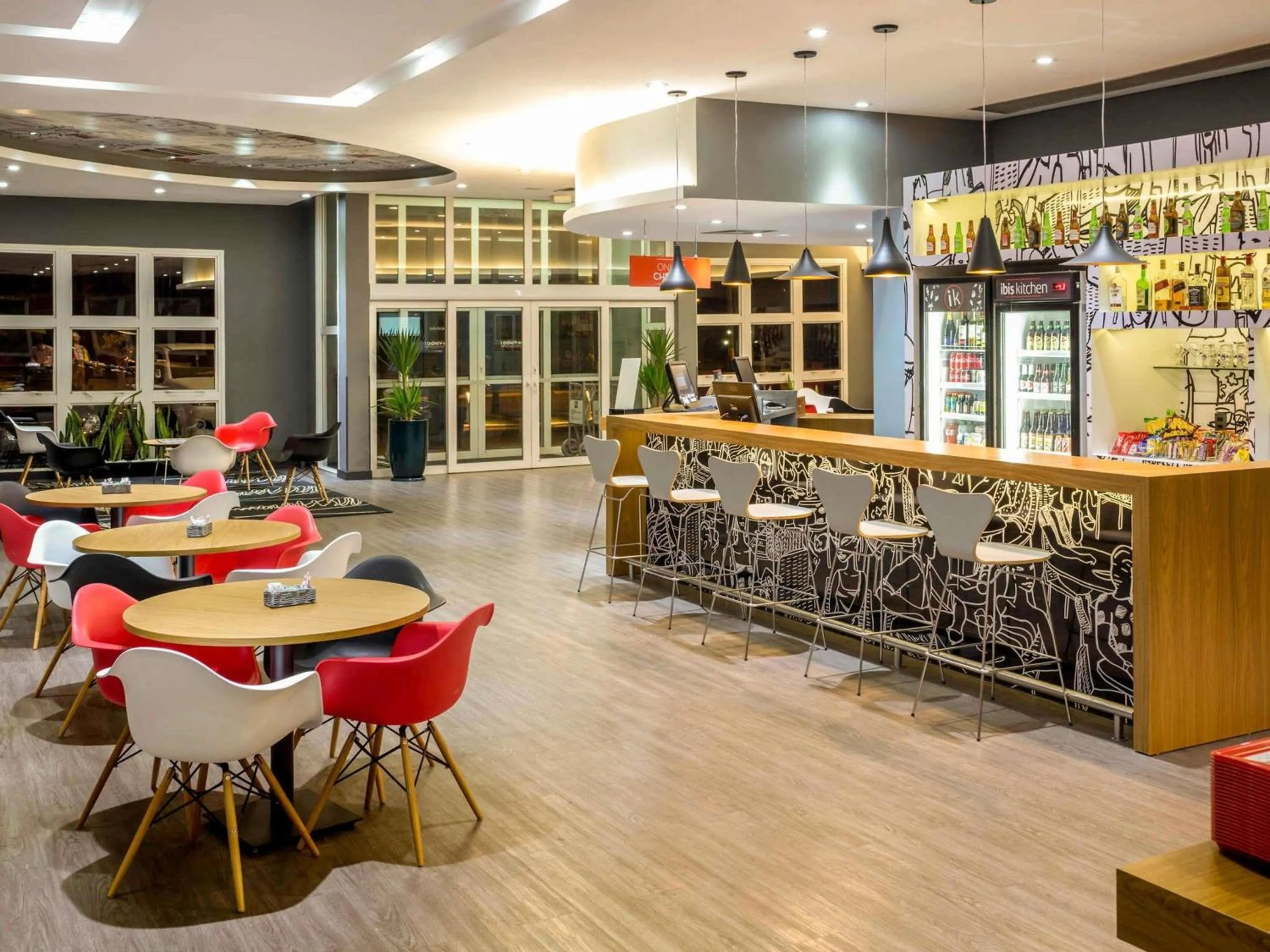 Lounge or bar in ibis Araçatuba