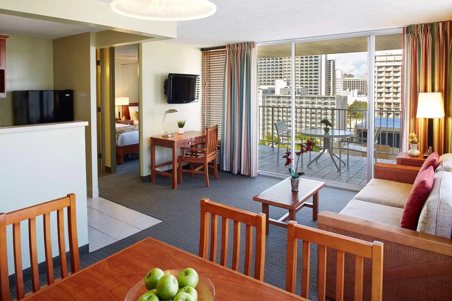 Living room in Pacific Monarch Hotel