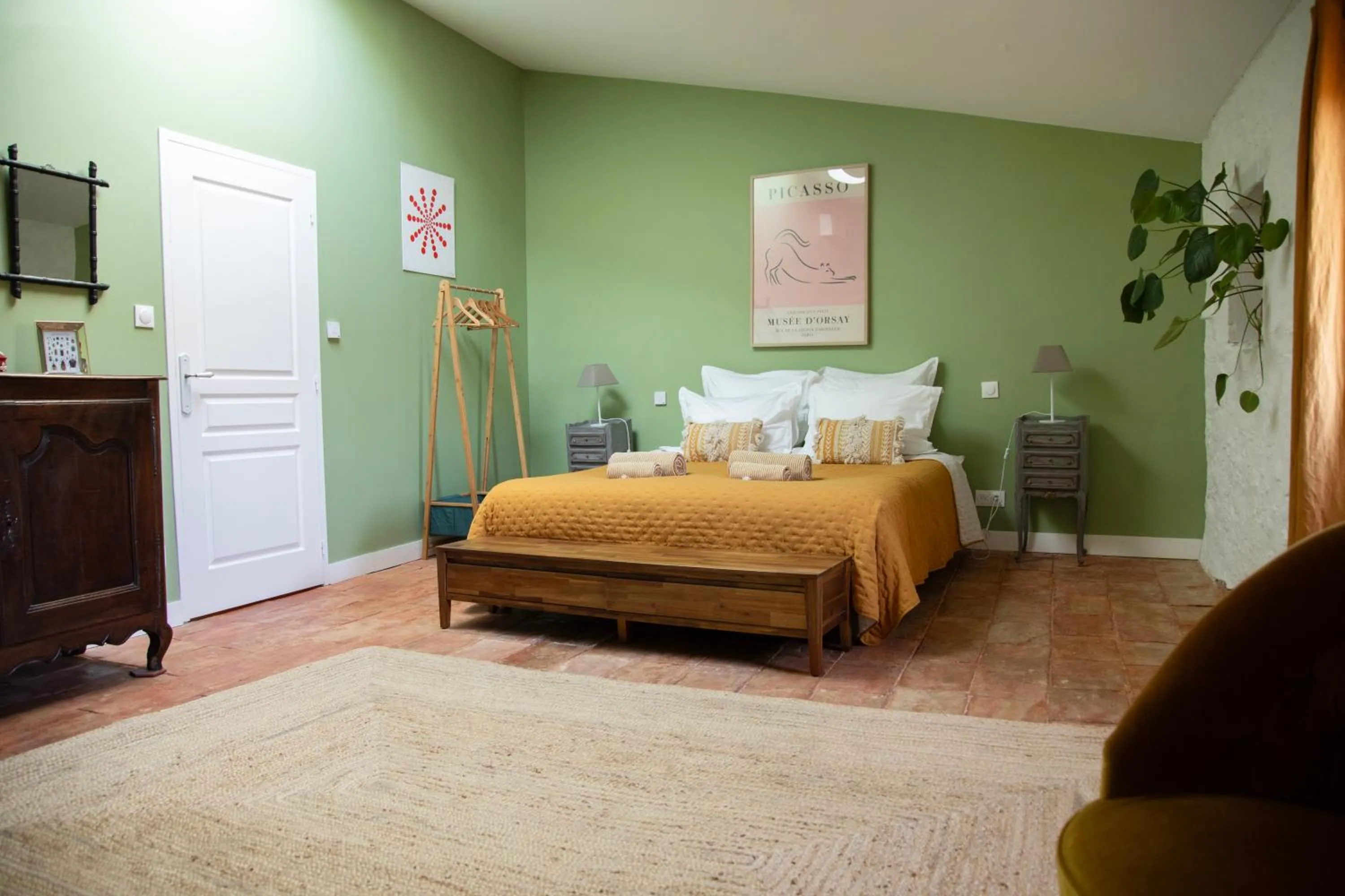 Photo of the whole room, Bed in Le Domaine de Villespy