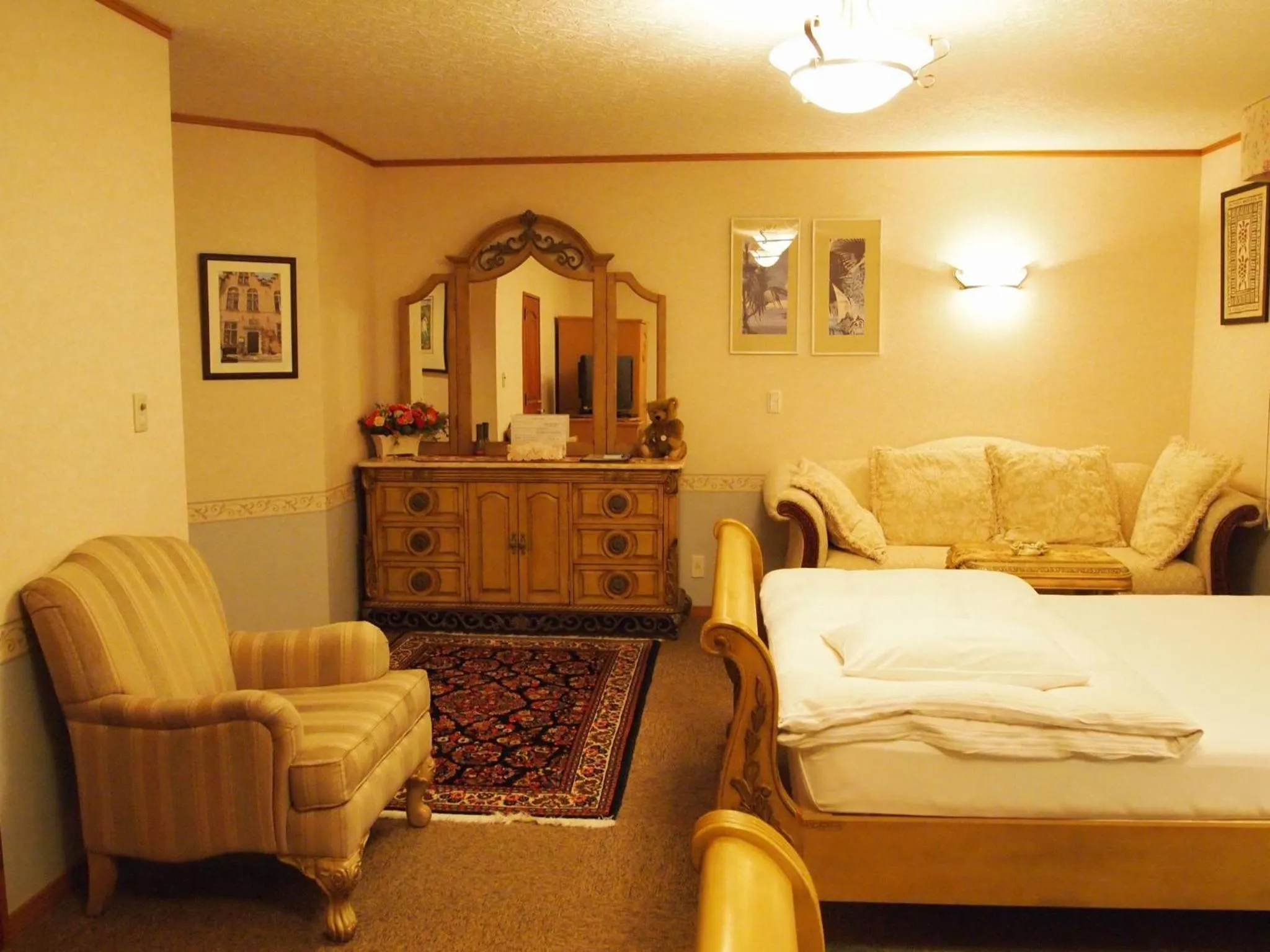 Seating area in Petit Hotel Corinthian