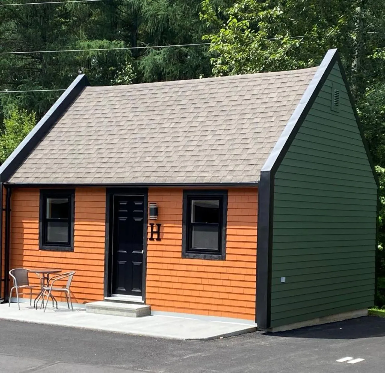 Chalet in Auberge MicKy Inc