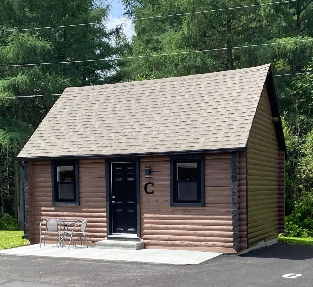 Superior Chalet in Auberge MicKy Inc