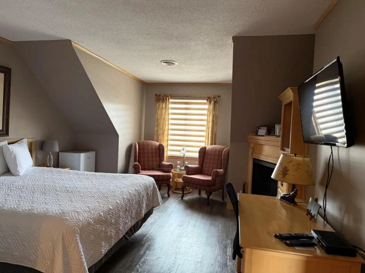 TV and multimedia, Bed in Auberge MicKy Inc