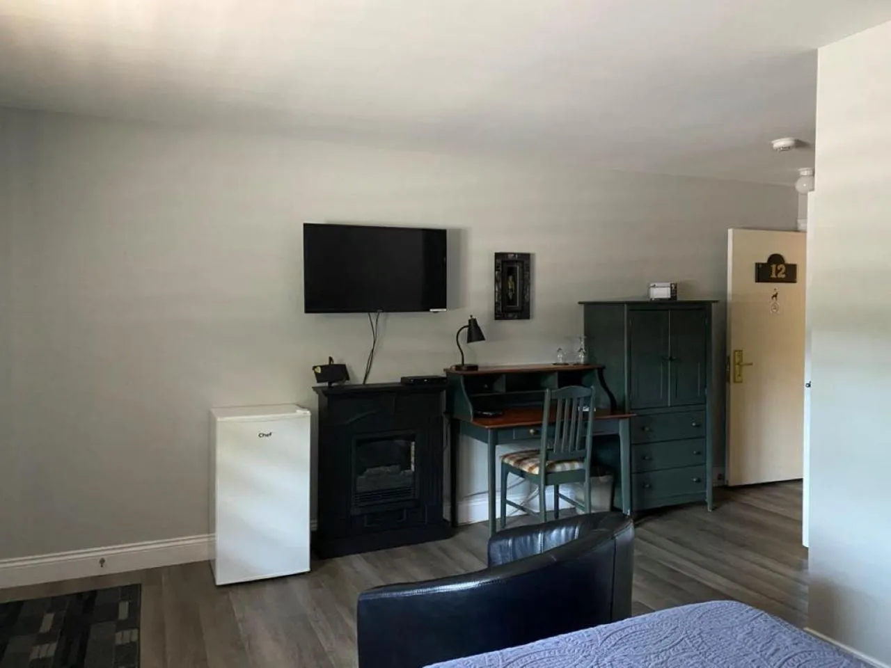 TV and multimedia in Auberge MicKy Inc