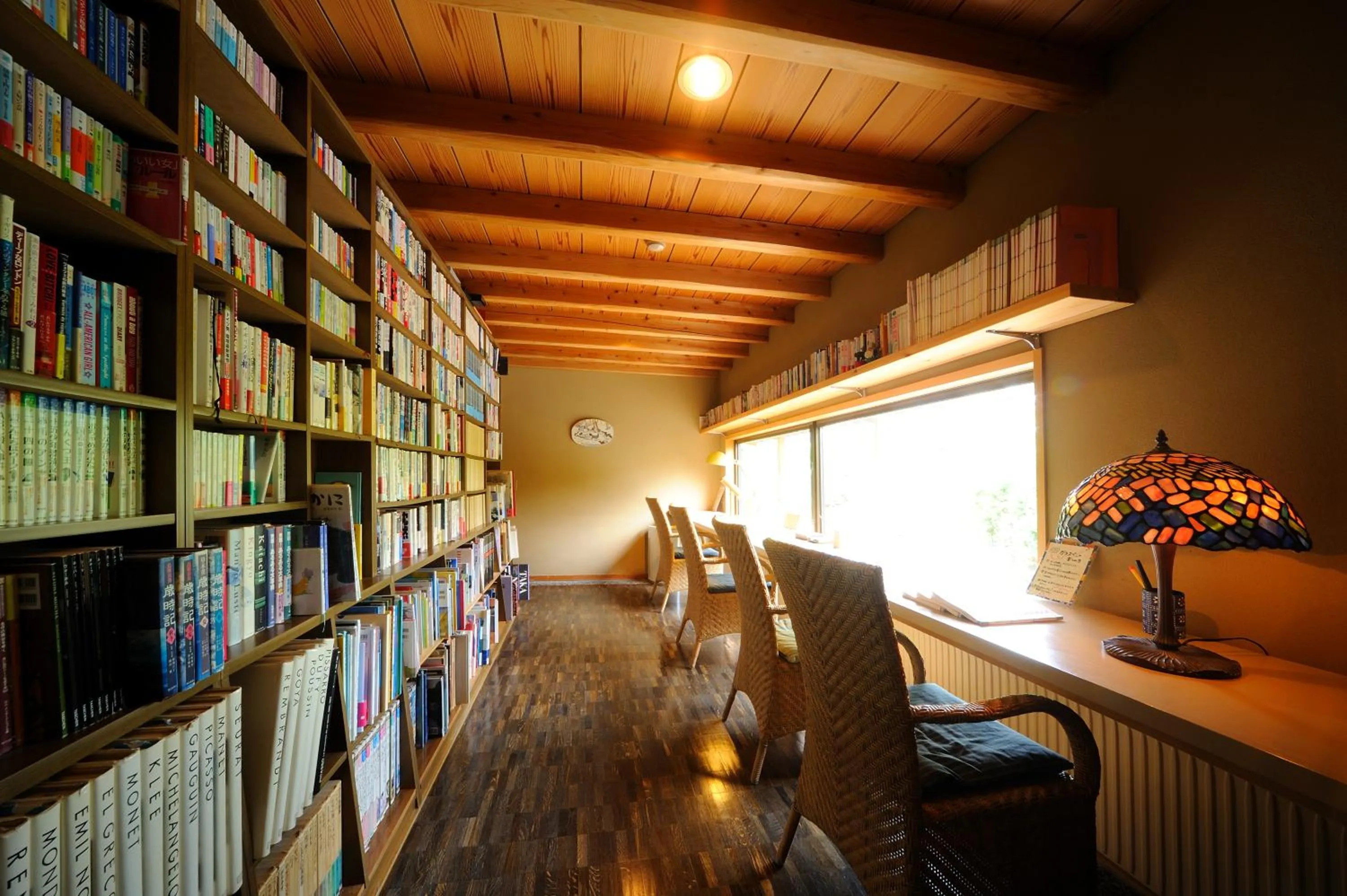 Library in Meigetsuso