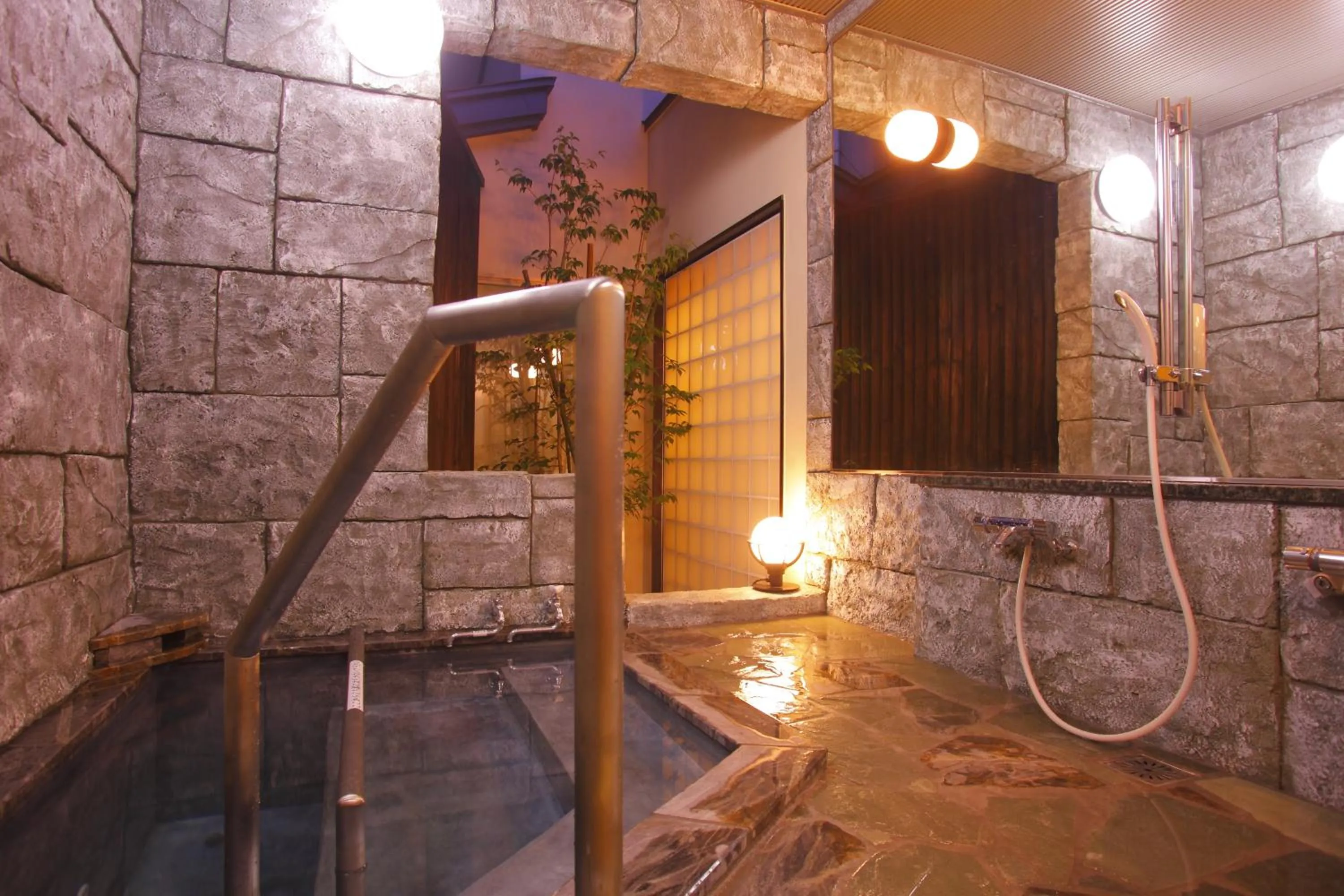 Hot Spring Bath in Arimakan