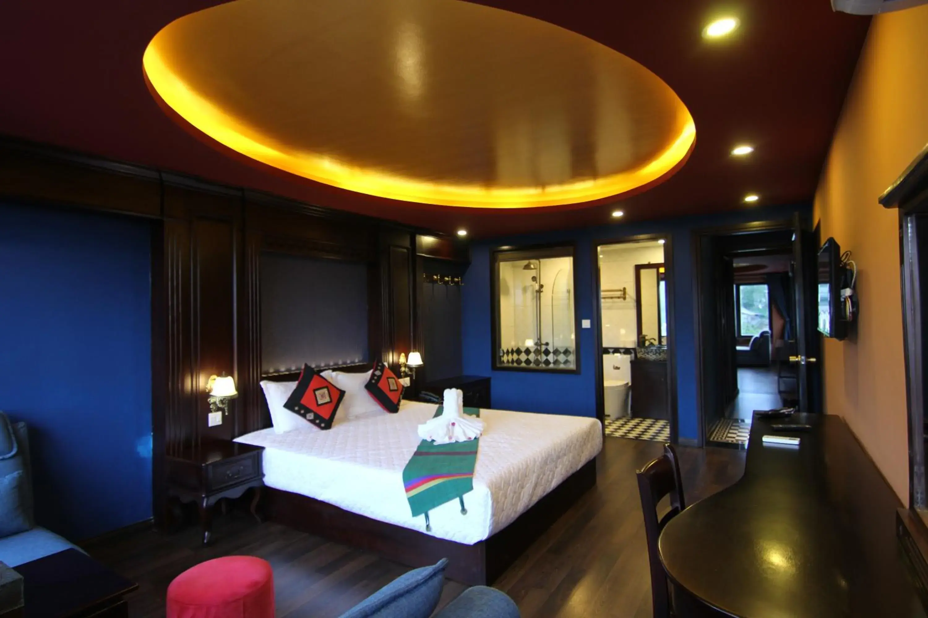 Deluxe Double Room in Sapa House Hotel Halal Certified Deluxe Double Room in Sapa House Hotel Halal Certified