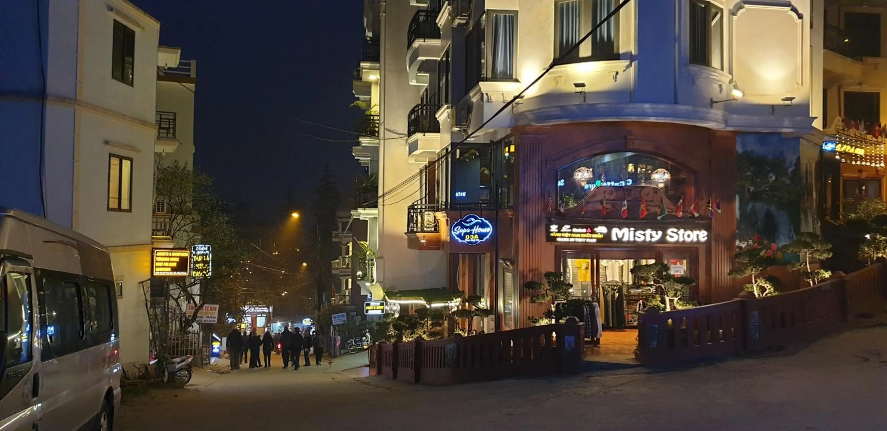 Facade/entrance in Sapa House Hotel Halal Certified