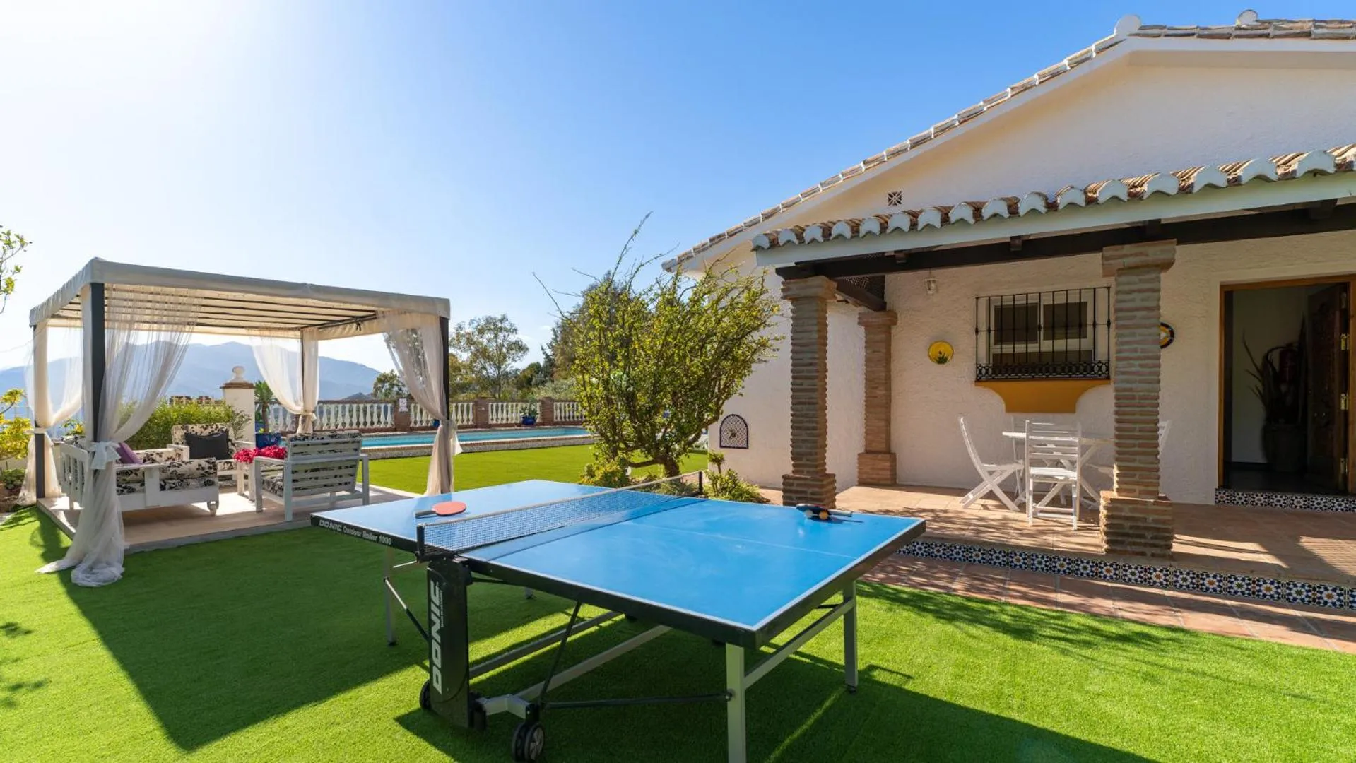 Off site in Villa Buhardilla by Casitas Select