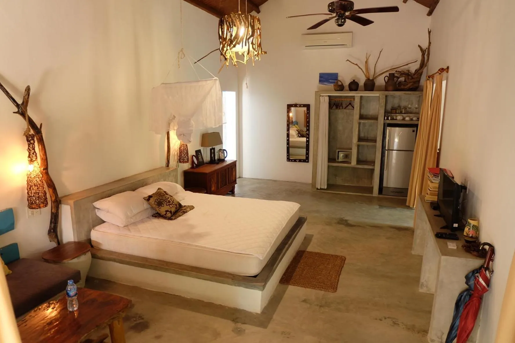 Bedroom, Bed in An Bang Hideaway