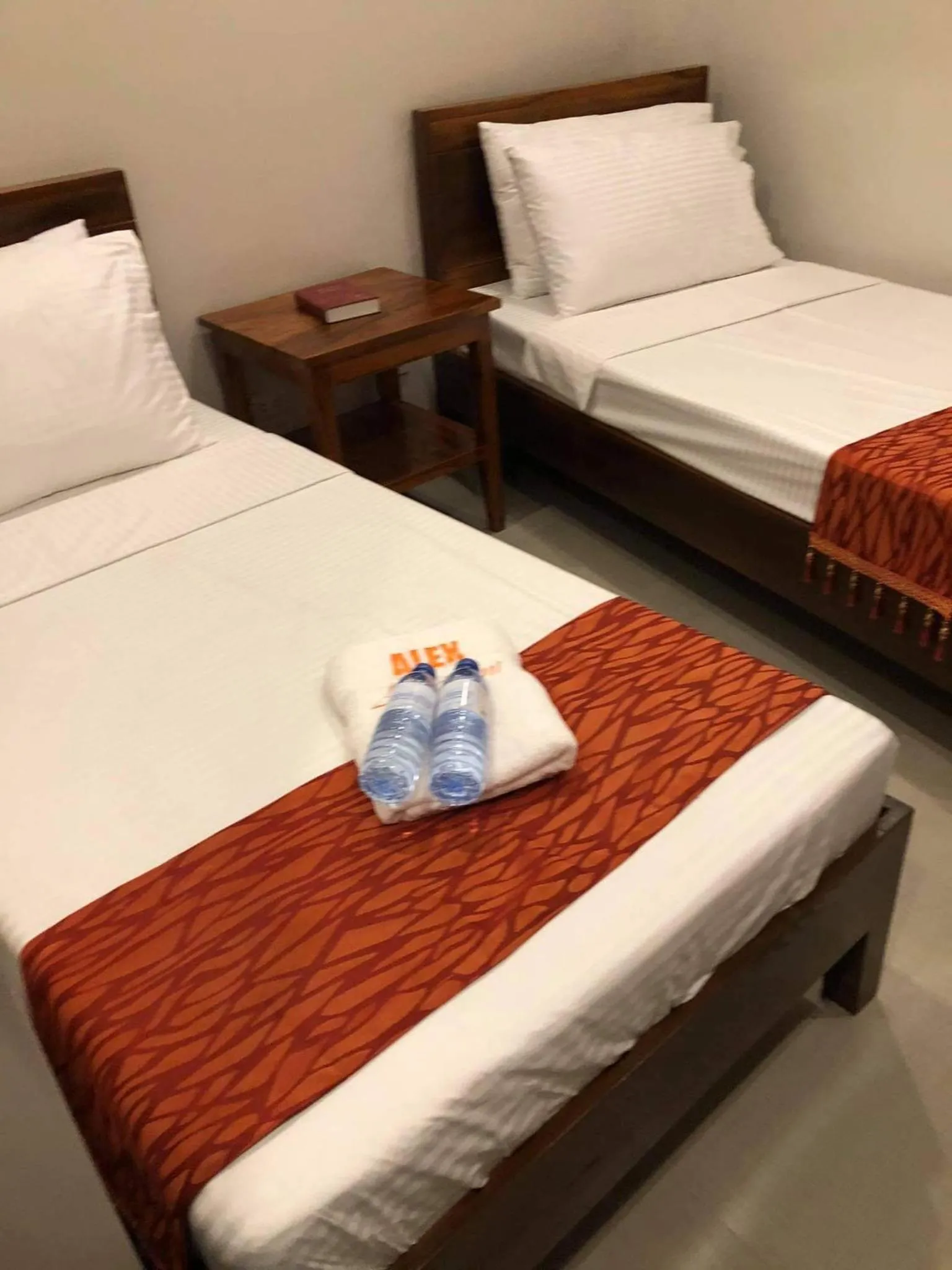 Double Room in RedDoorz at Sta Cruz Naga City