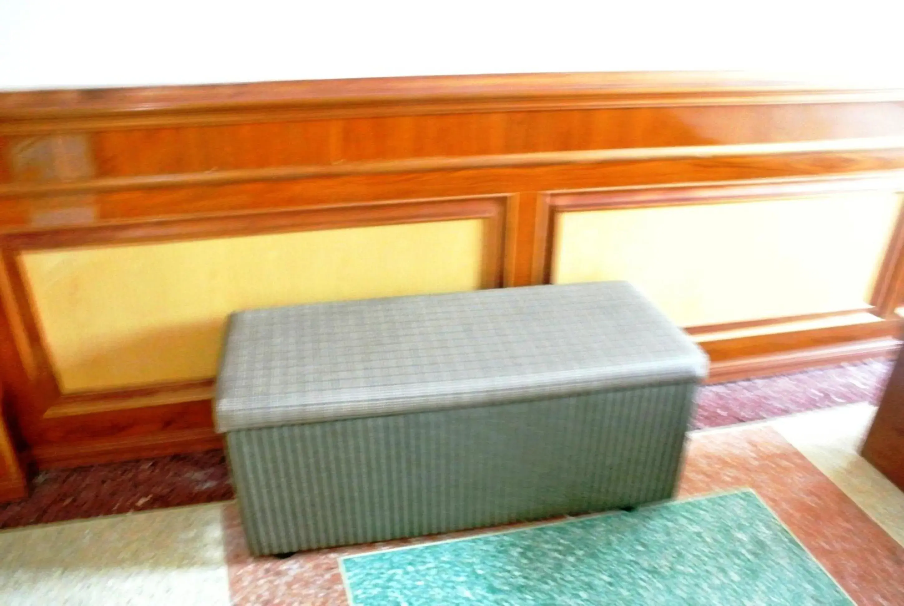 Living room in Rose Garden Hotel Living room in Rose Garden Hotel