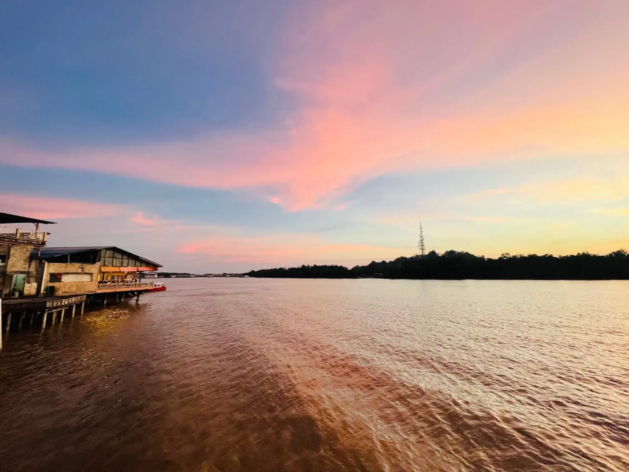 River view in Hotel Le-Shore River view in Hotel Le-Shore