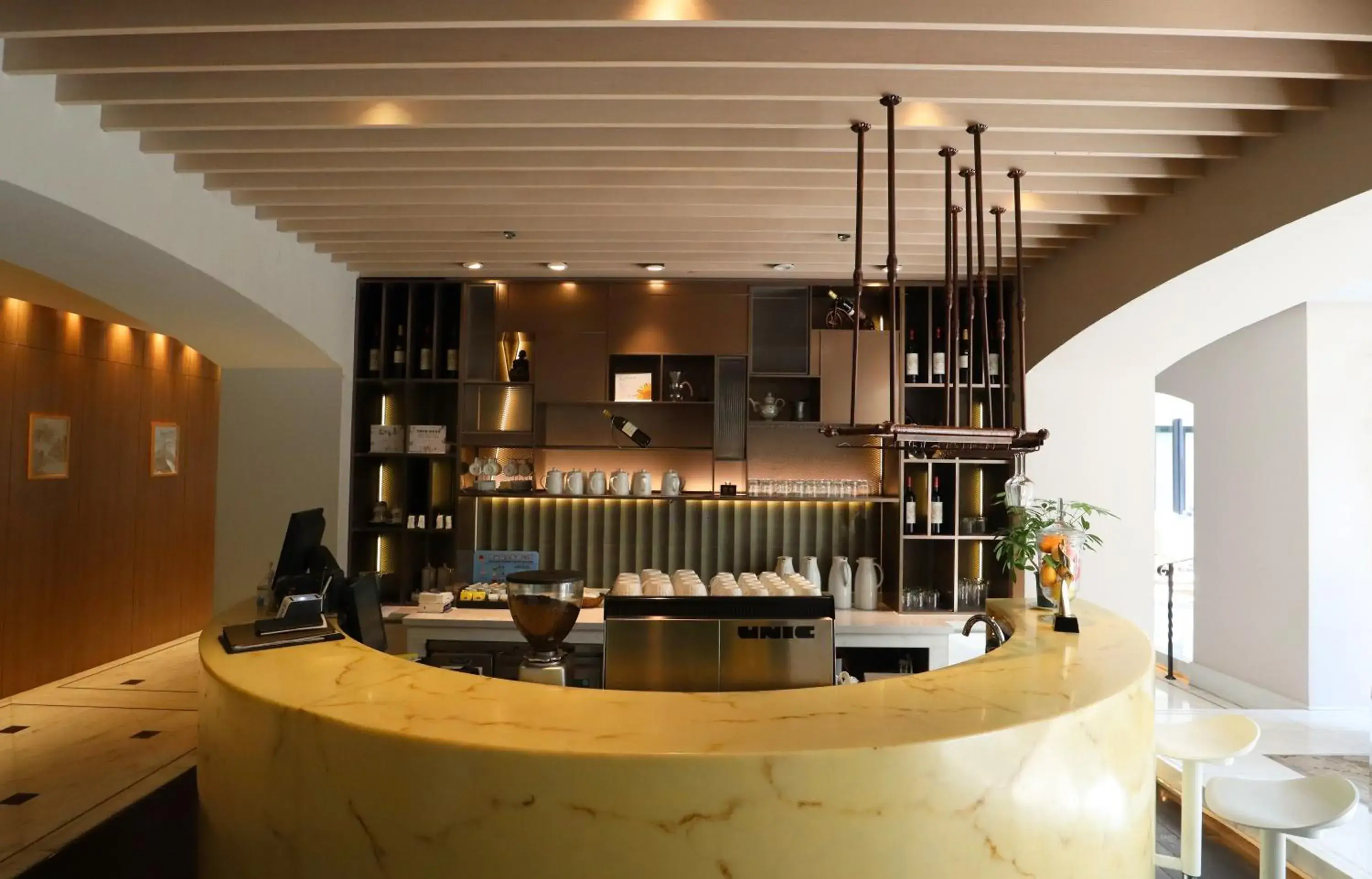 Restaurant/places to eat in Metropolo Dahua Hotel Shanghai Restaurant/places to eat in Metropolo Dahua Hotel Shanghai