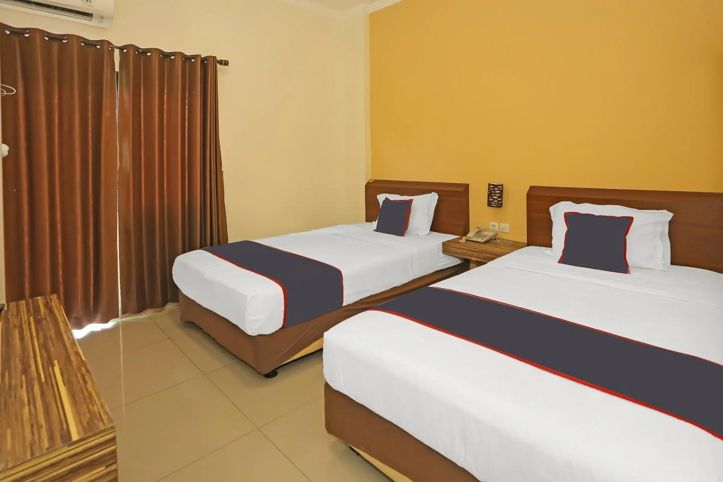 Bedroom, Bed in Collection O 92130 Hotel Fiducia Kaji Bedroom, Bed in Collection O 92130 Hotel Fiducia Kaji