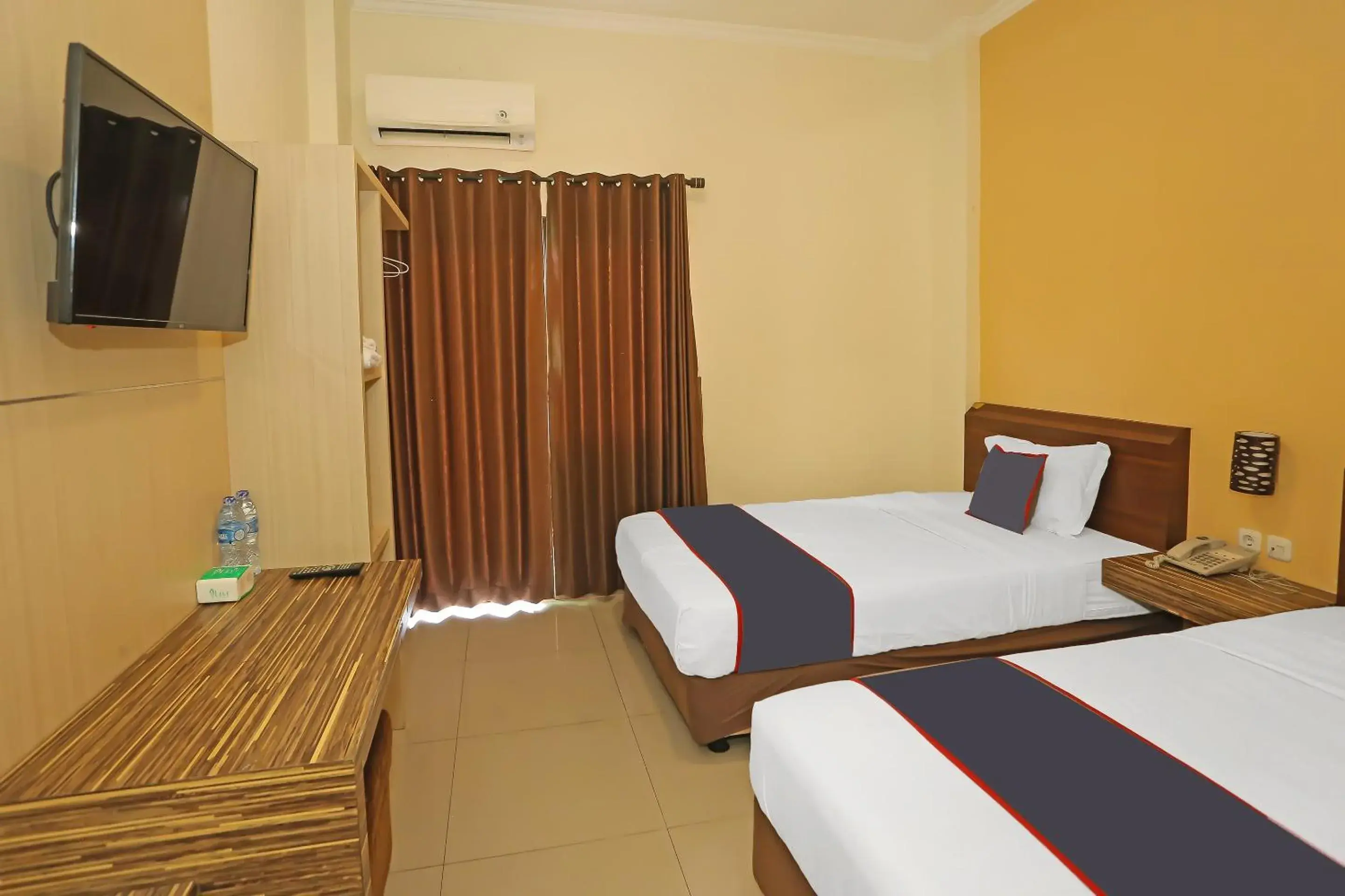 Bedroom, Bed in Collection O 92130 Hotel Fiducia Kaji Bedroom, Bed in Collection O 92130 Hotel Fiducia Kaji