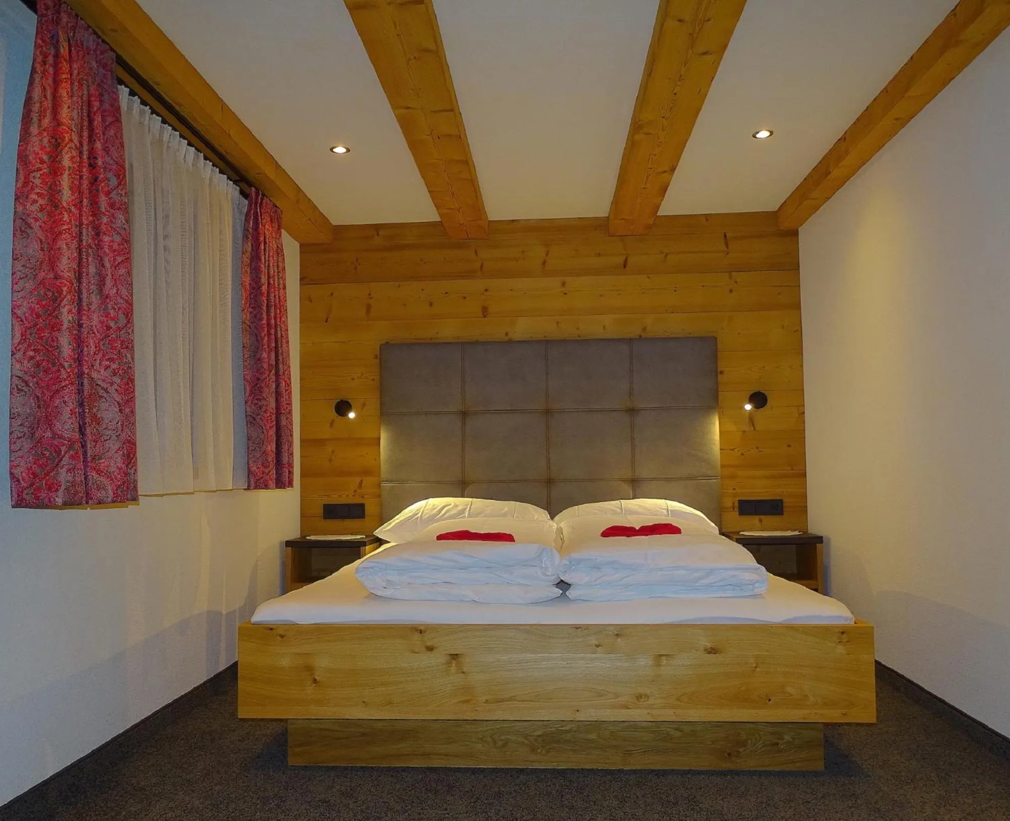 Photo of the whole room in Kingershof