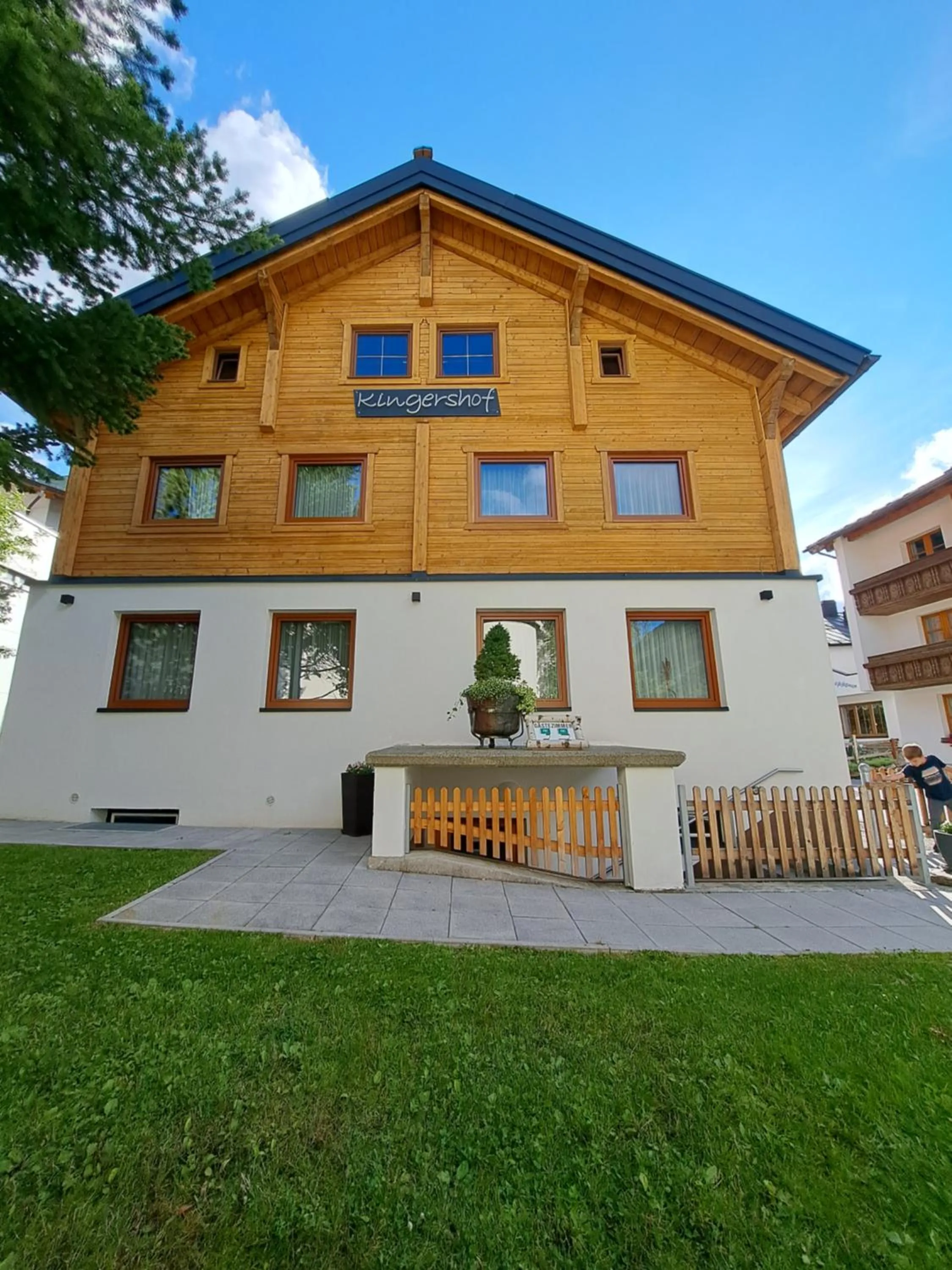 Property building in Kingershof