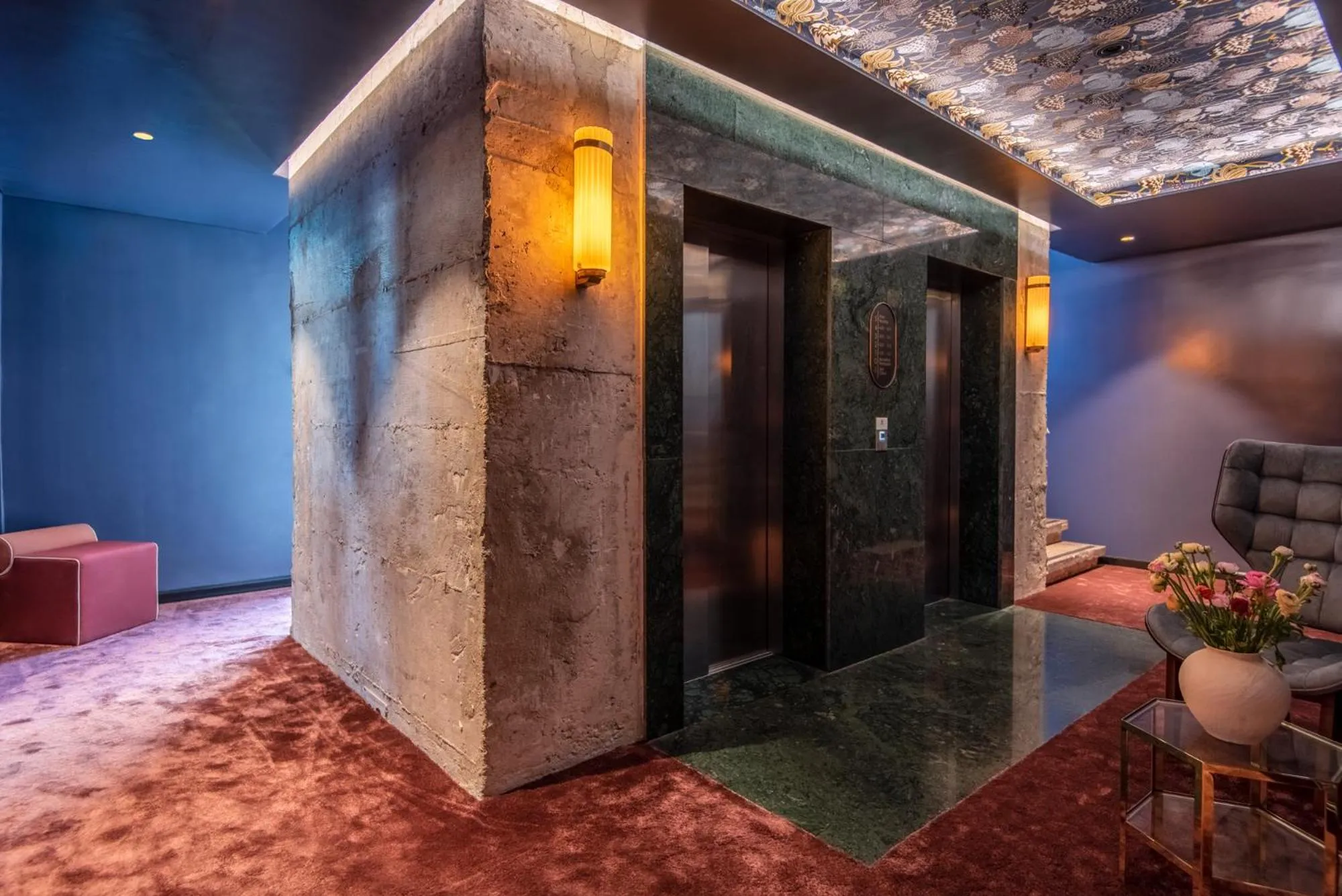 Property building in Mayer House