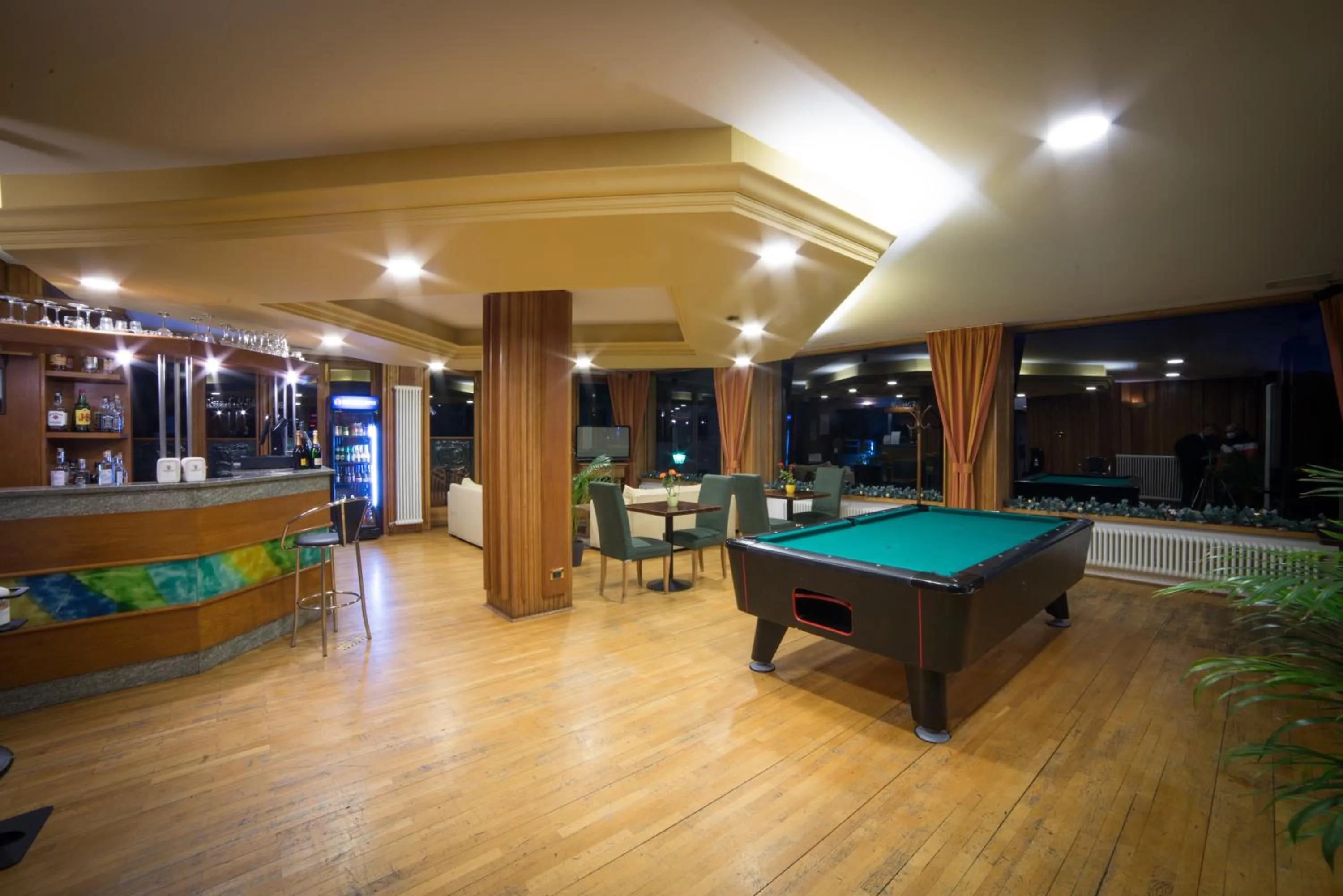 Entertainment in HG Hotel Italia