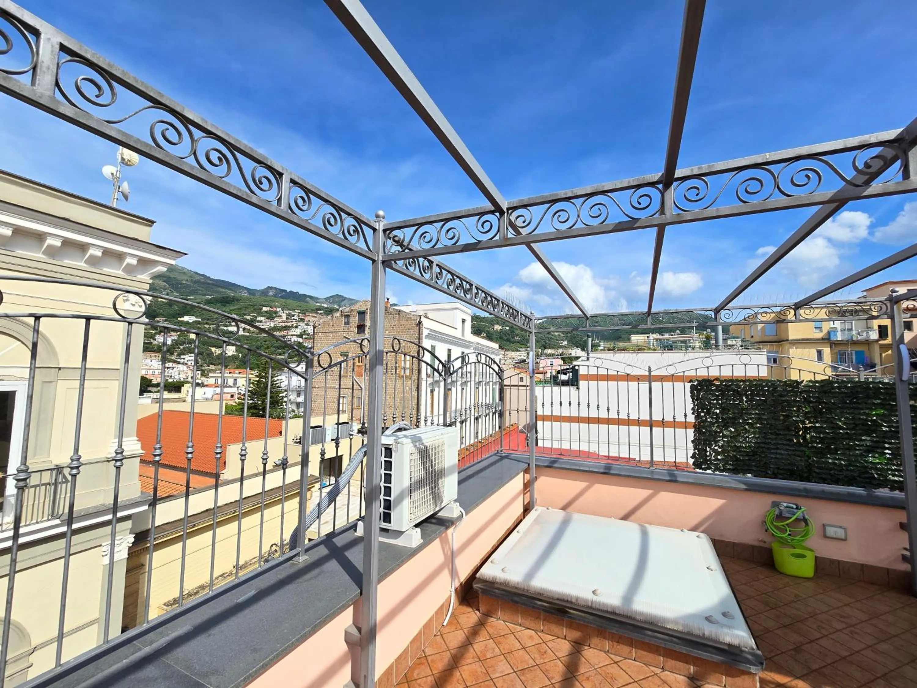 Starview Apartment - Comfy Apt by the center