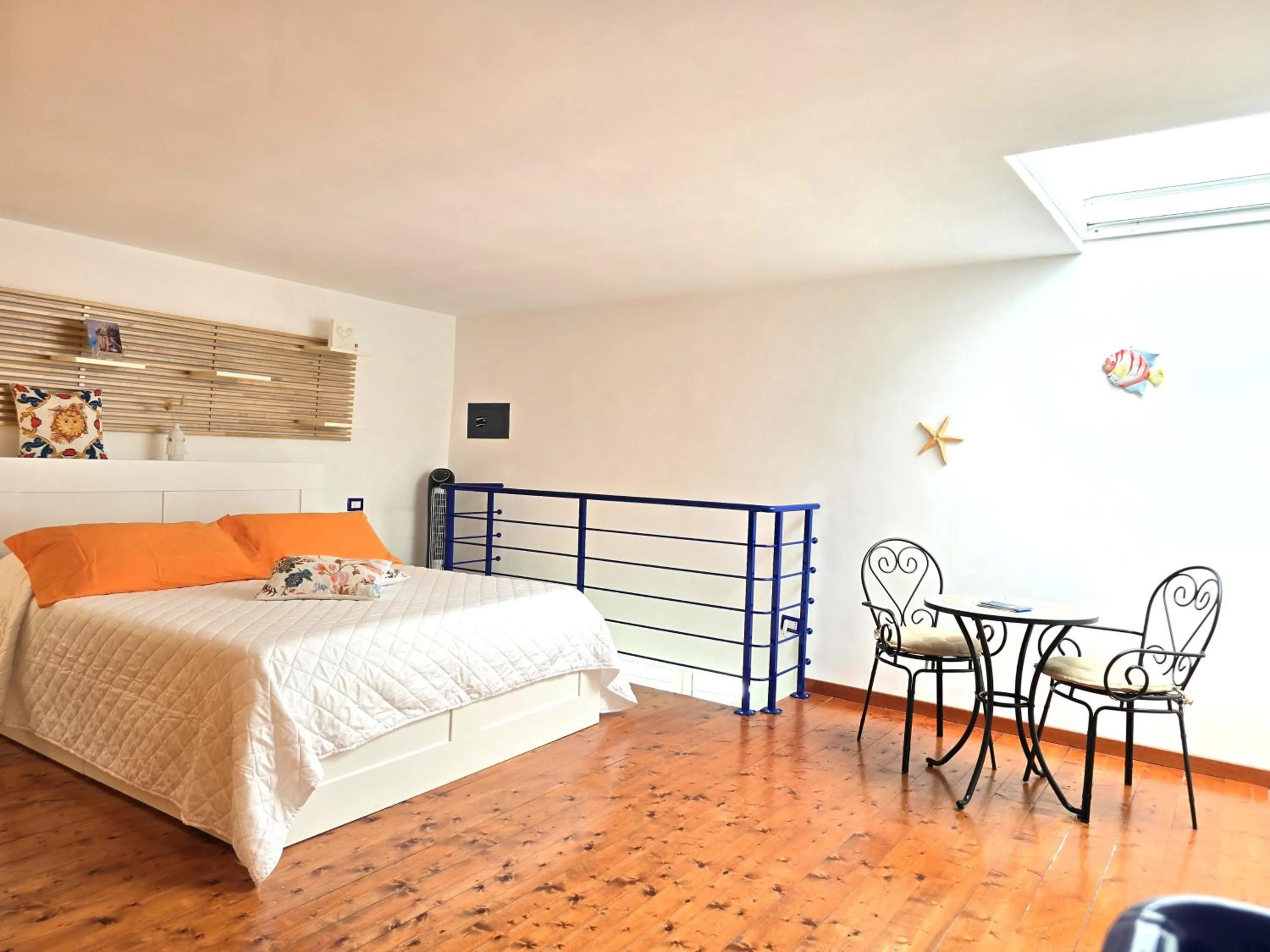 Bed in Starview Apartment - Comfy Apt by the center