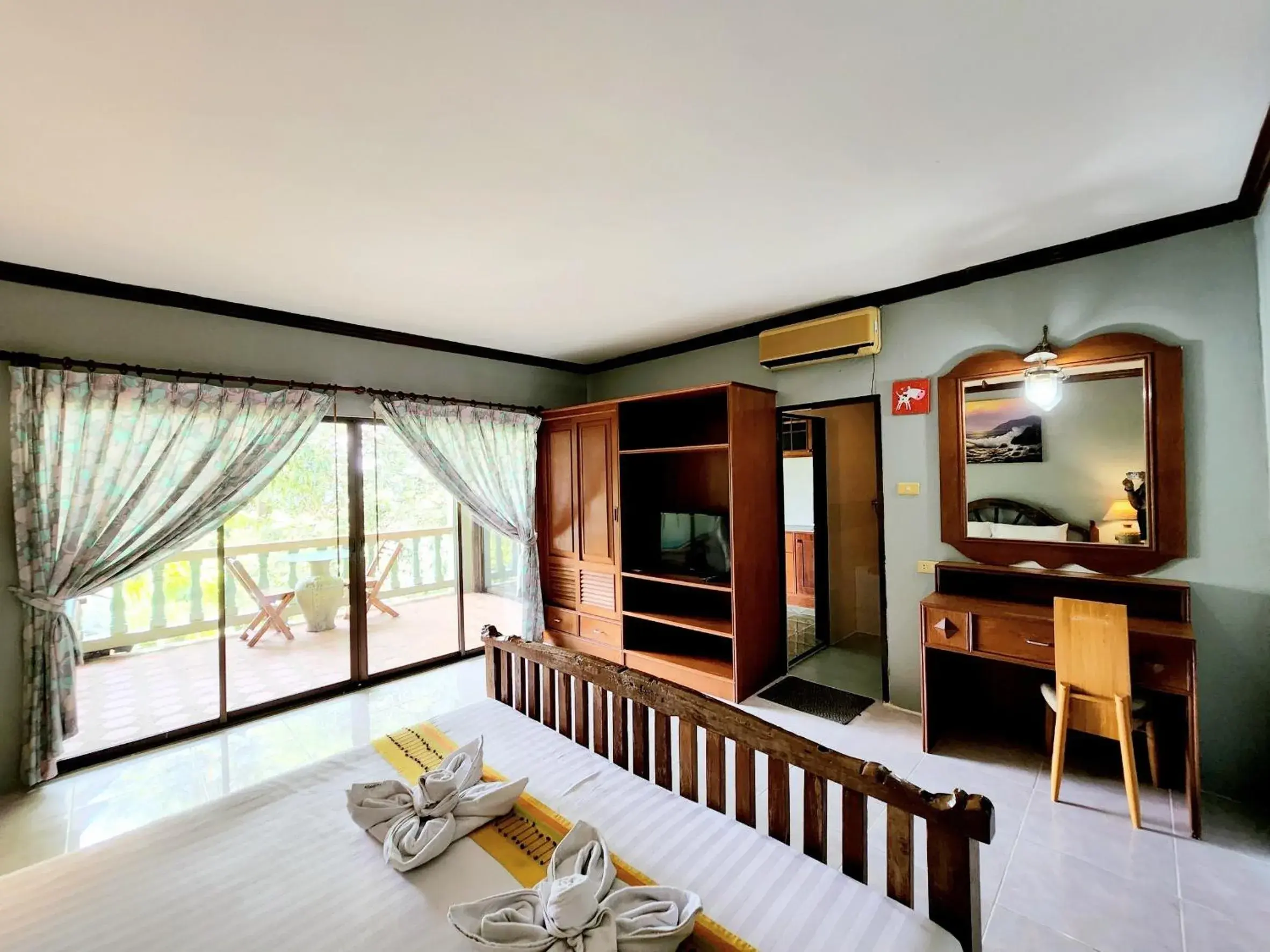 Bed in Kata Garden Resort SHA Extra Plus Bed in Kata Garden Resort SHA Extra Plus