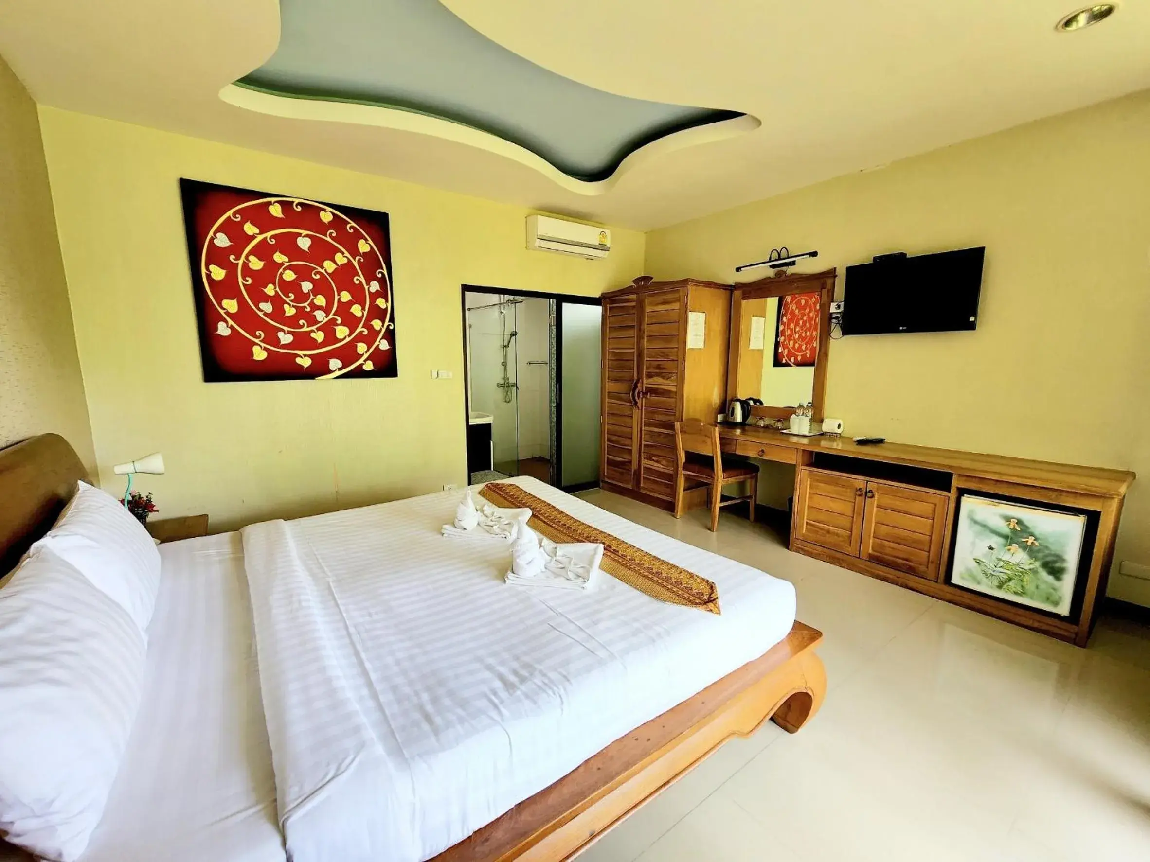 Property building, Bed in Kata Garden Resort SHA Extra Plus Property building, Bed in Kata Garden Resort SHA Extra Plus