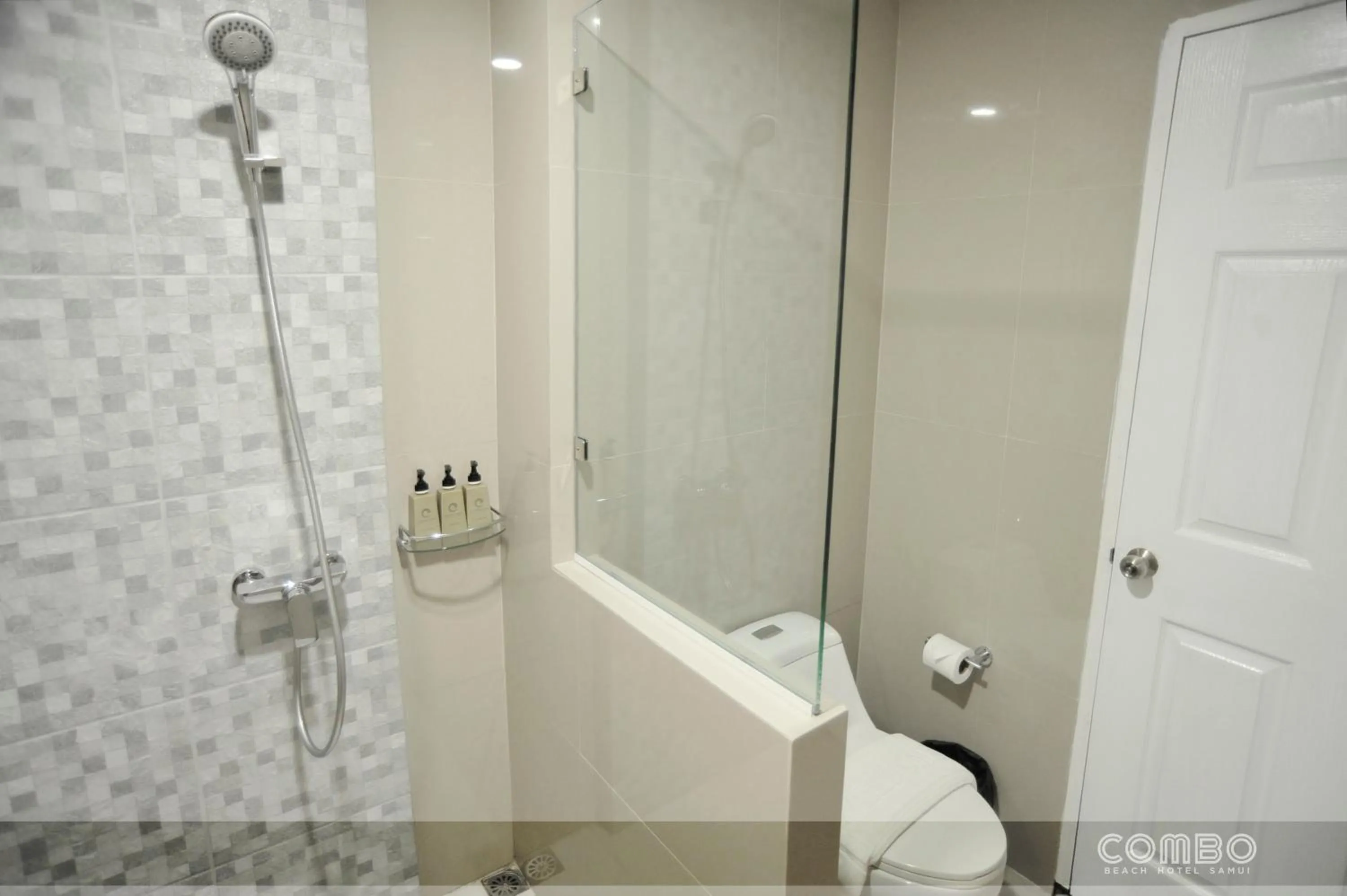 Bedroom in Combo Beach Hotel Samui