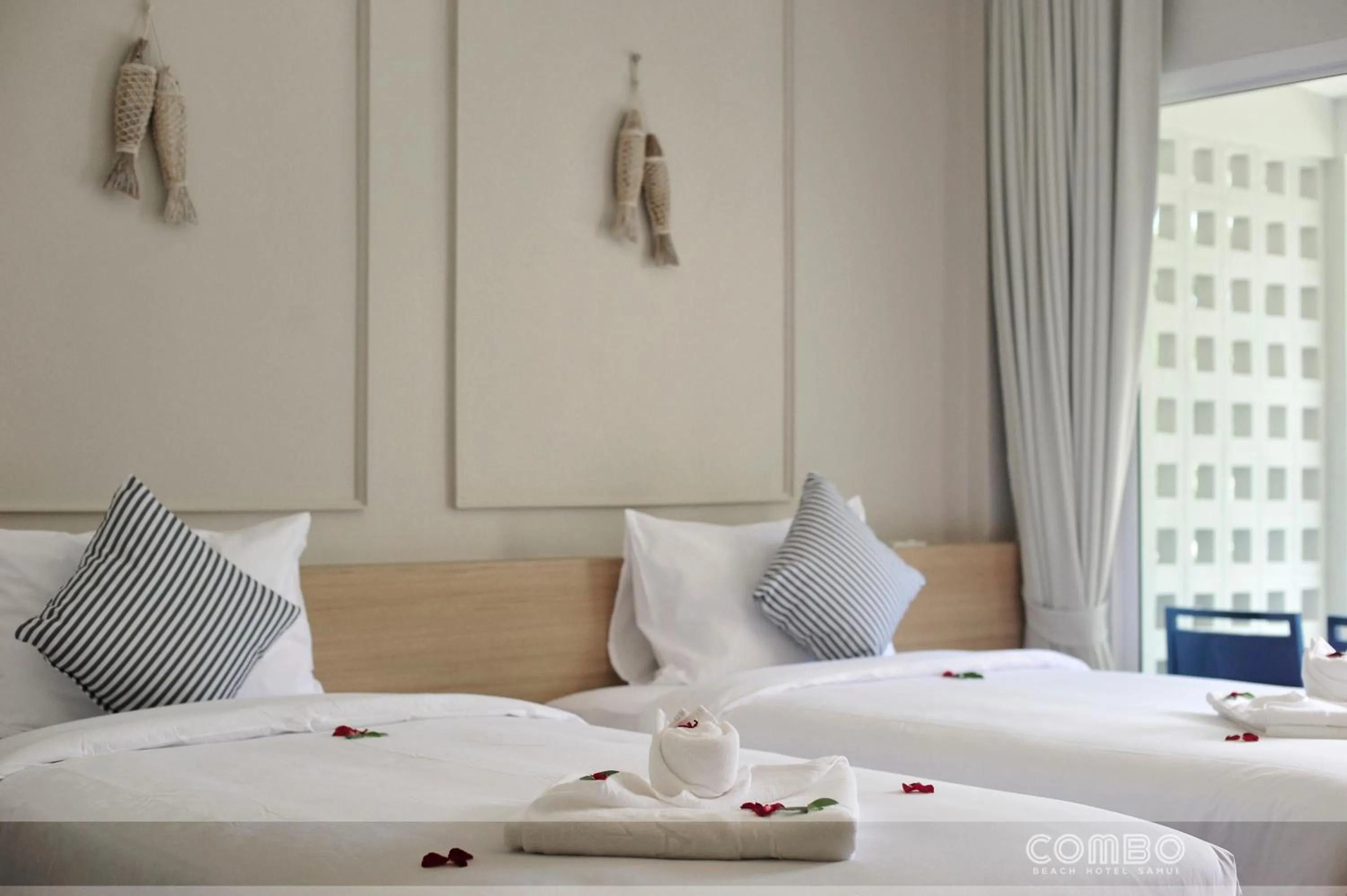 Bedroom, Bed in Combo Beach Hotel Samui