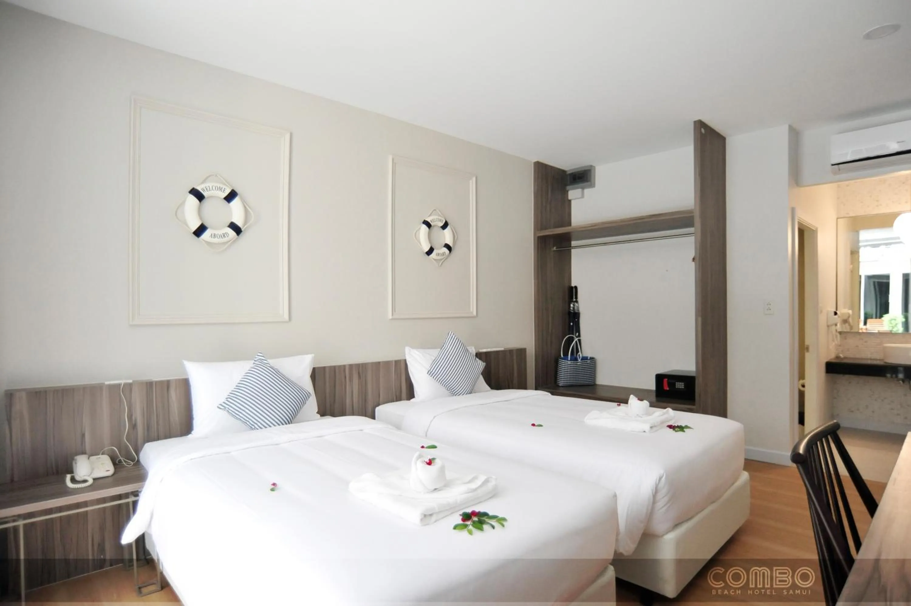 Bedroom, Bed in Combo Beach Hotel Samui