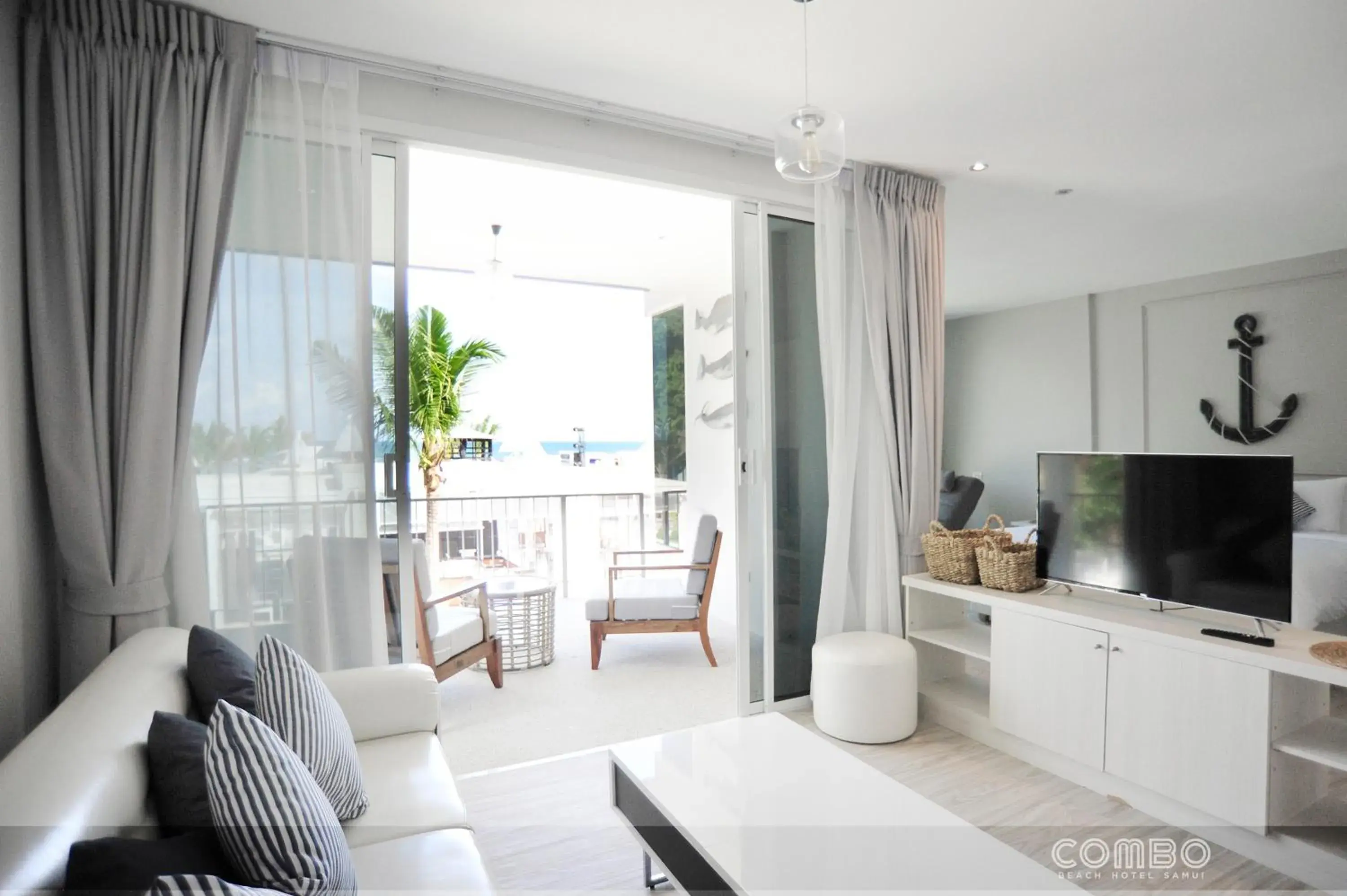 Living room in Combo Beach Hotel Samui Living room in Combo Beach Hotel Samui