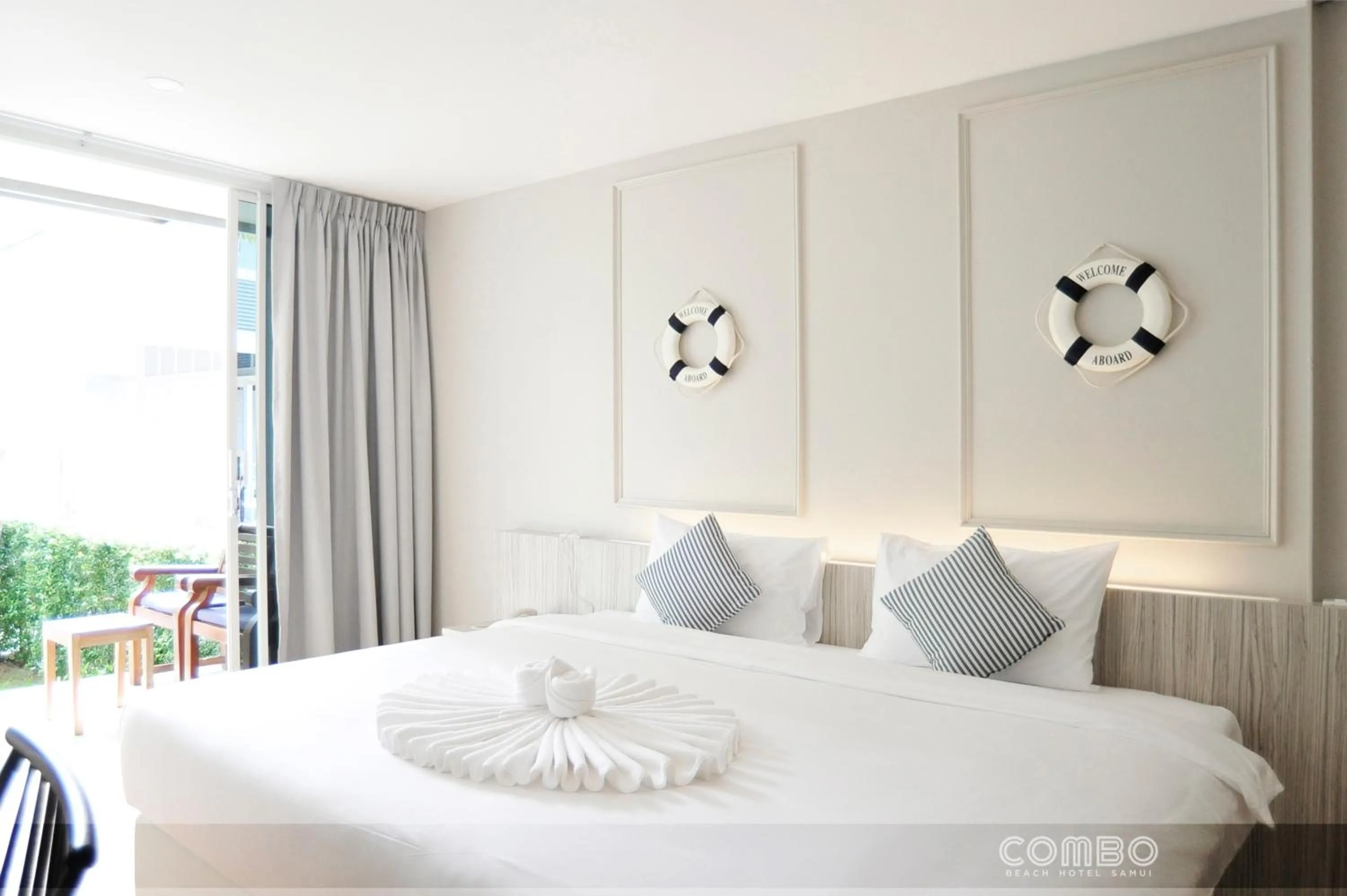 Bedroom, Bed in Combo Beach Hotel Samui