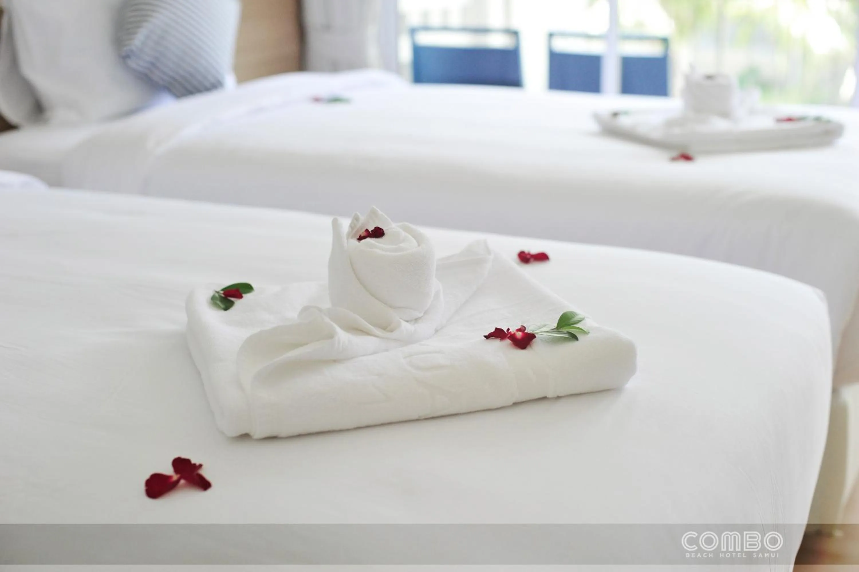 Bedroom, Bed in Combo Beach Hotel Samui