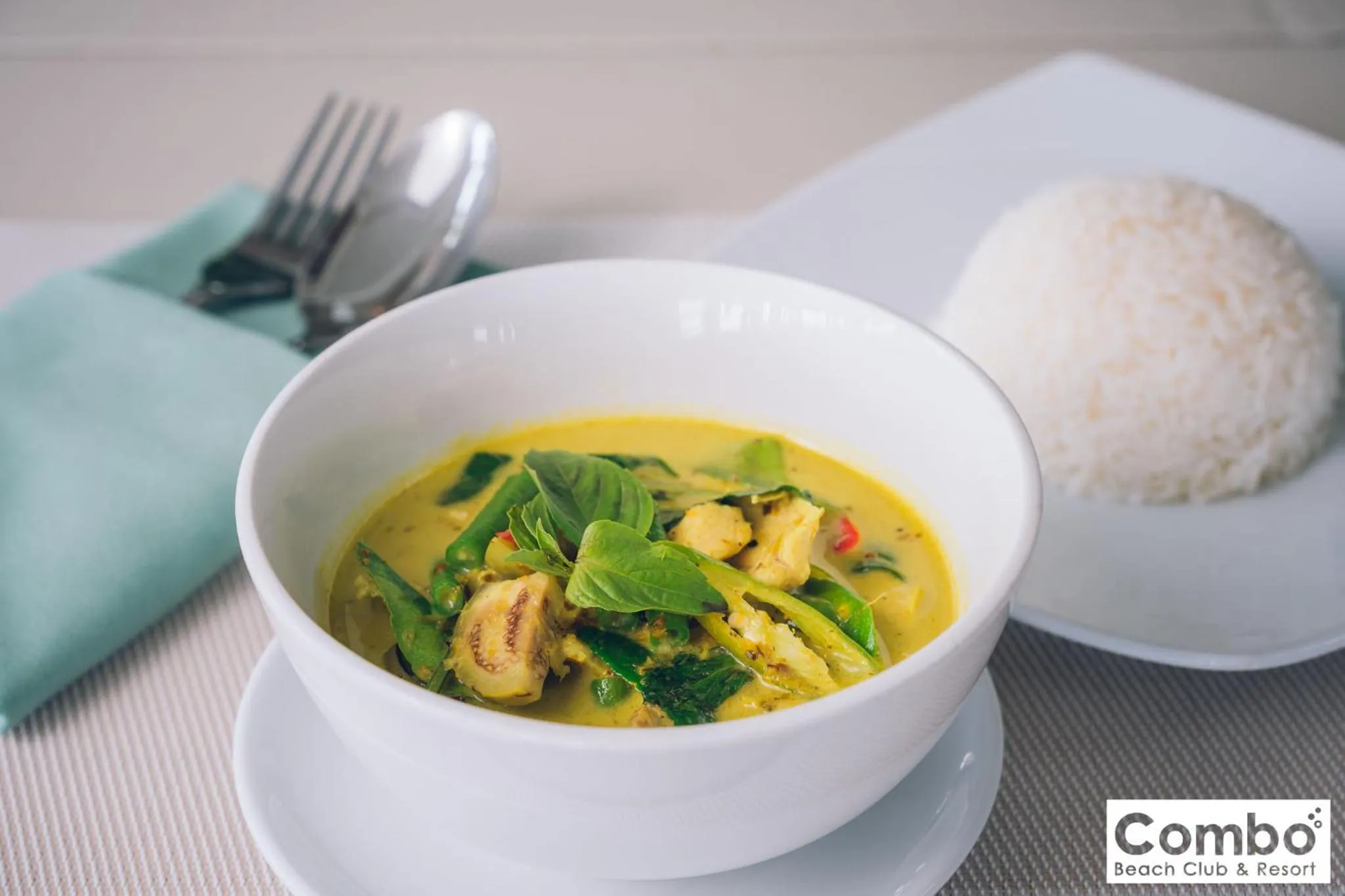 Restaurant/places to eat in Combo Beach Hotel Samui