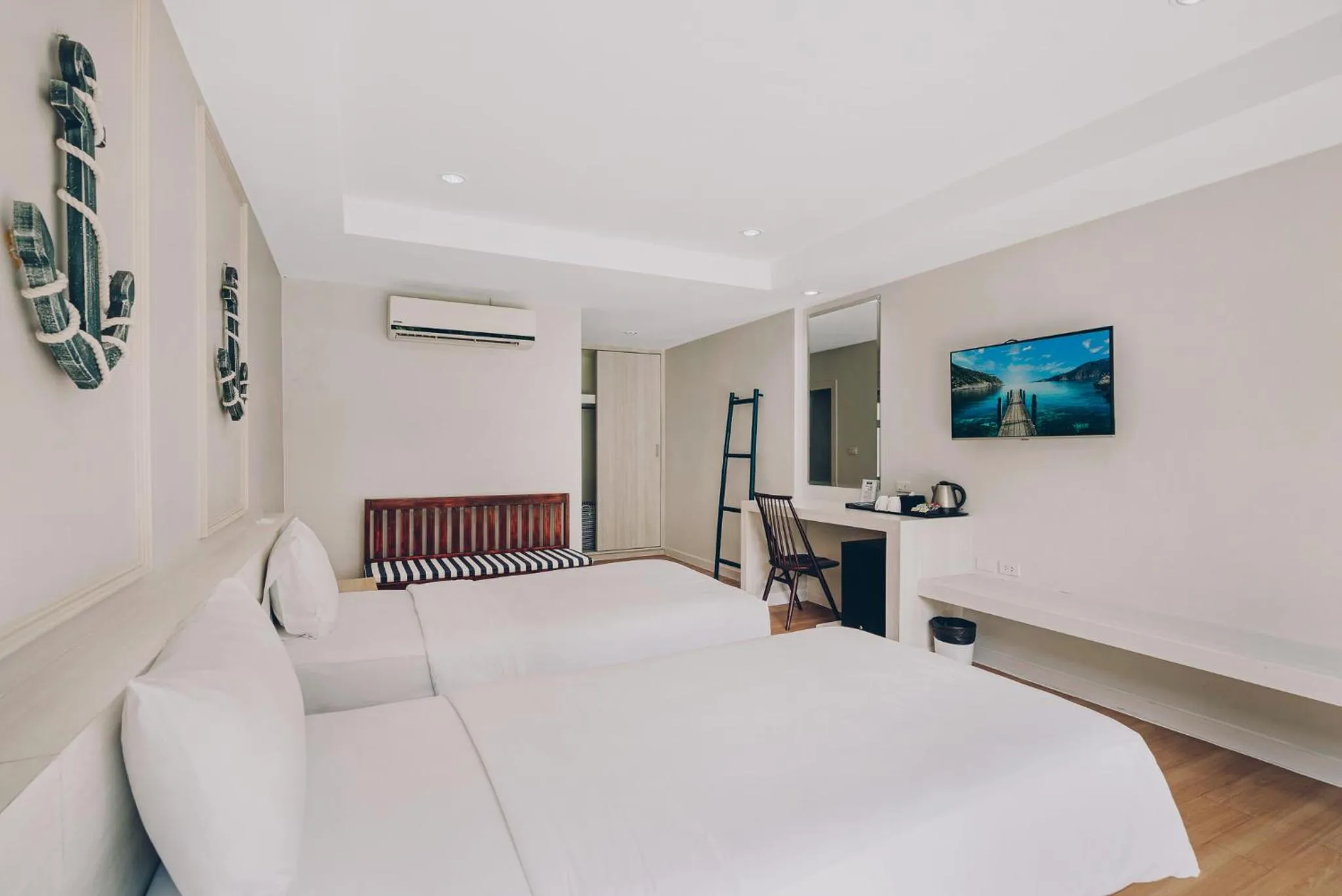 Bedroom, Bed in Combo Beach Hotel Samui